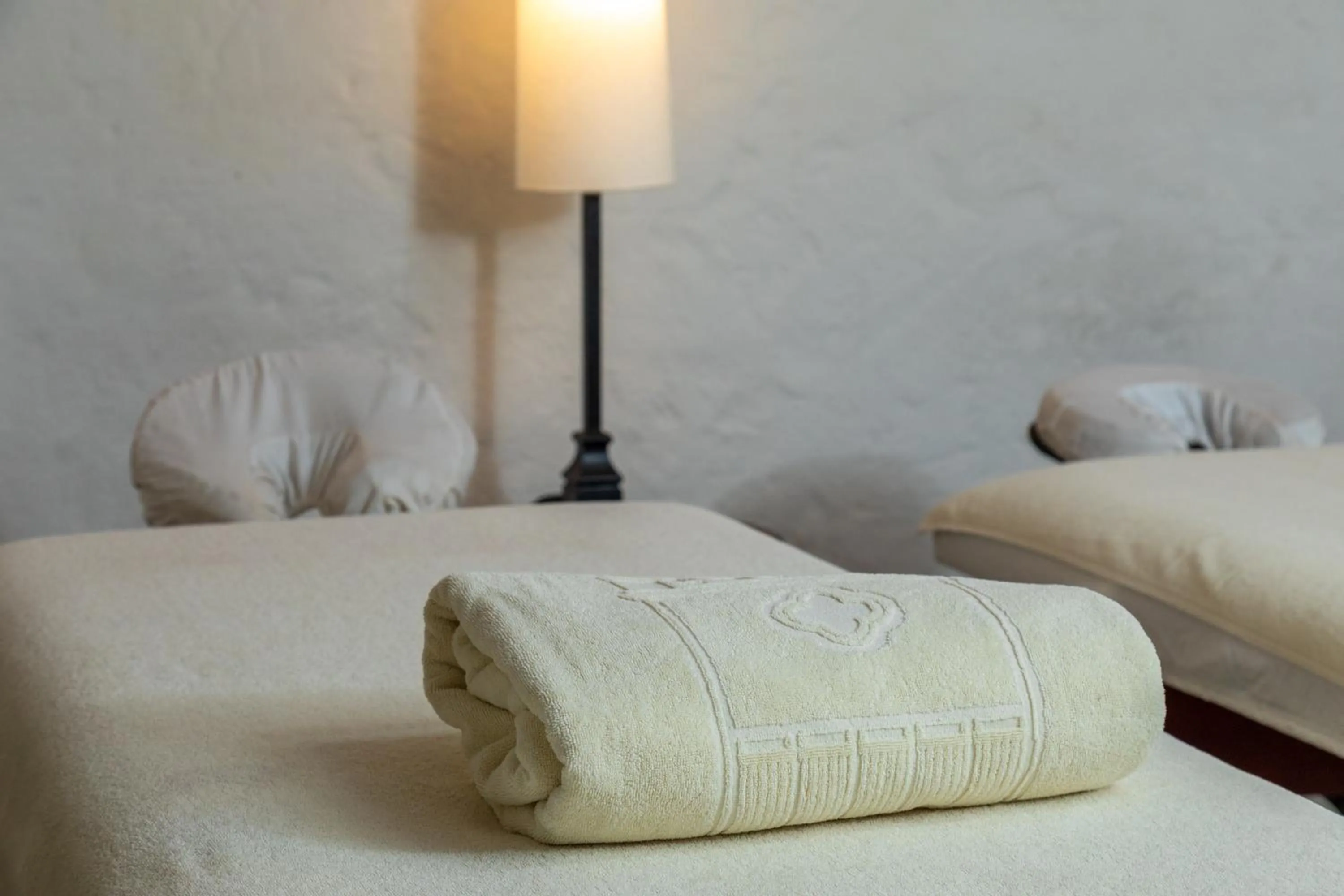 Massage, Bed in Hotel Boutique Casa del Coliseo