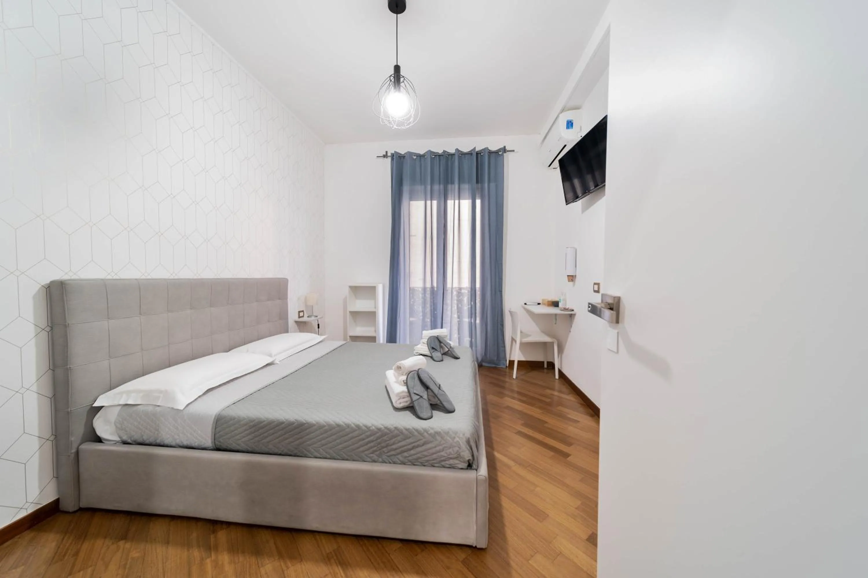 Photo of the whole room, Bed in Dante 138 Class rooms & apartments