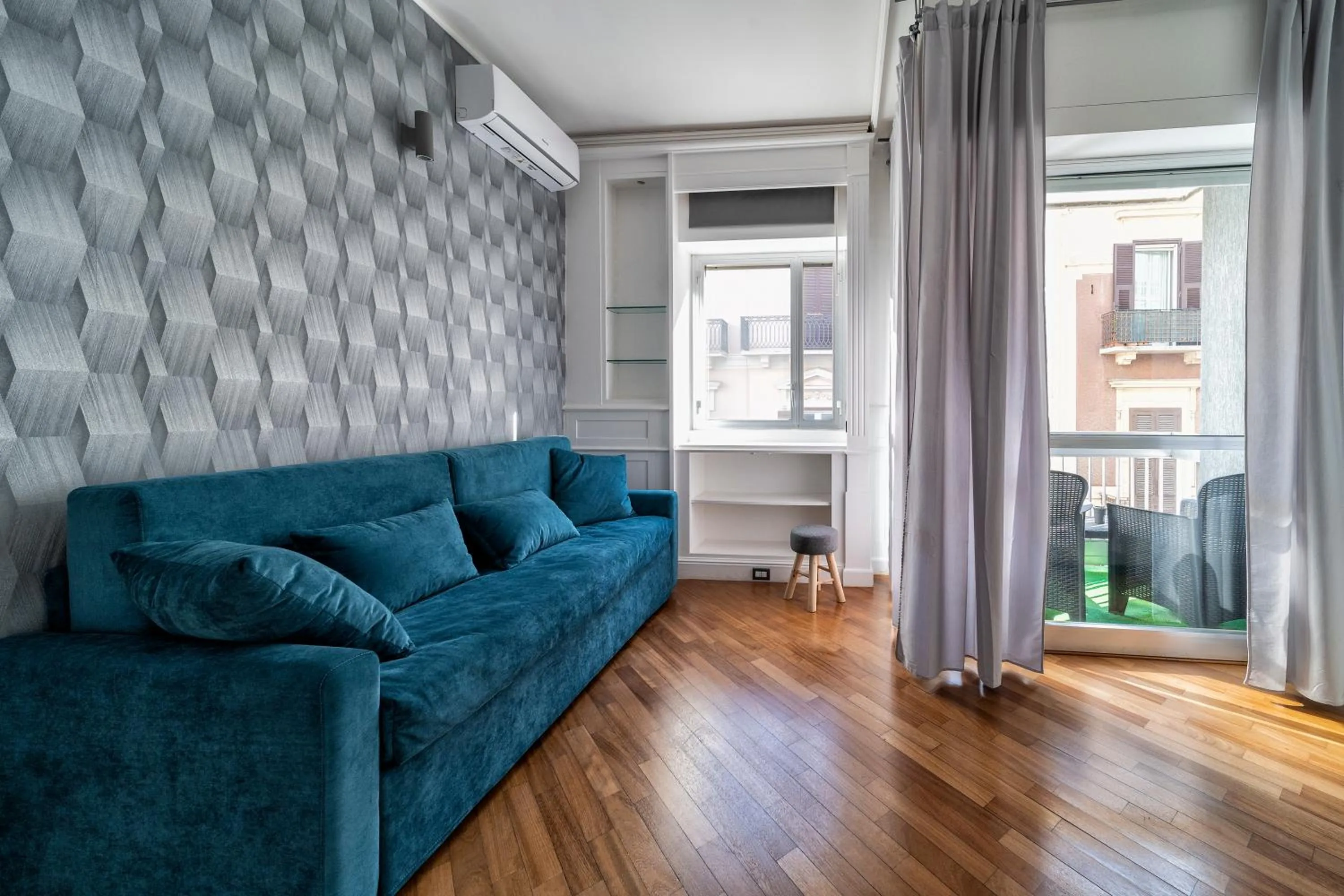 Living room in Dante 138 Class rooms & apartments