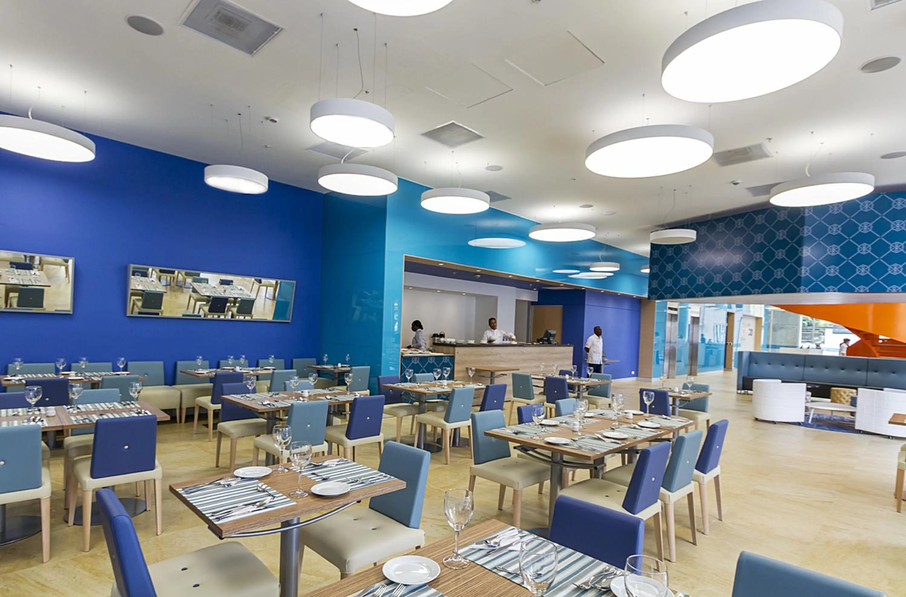 Restaurant/places to eat in Cosmos Pacifico Hotel