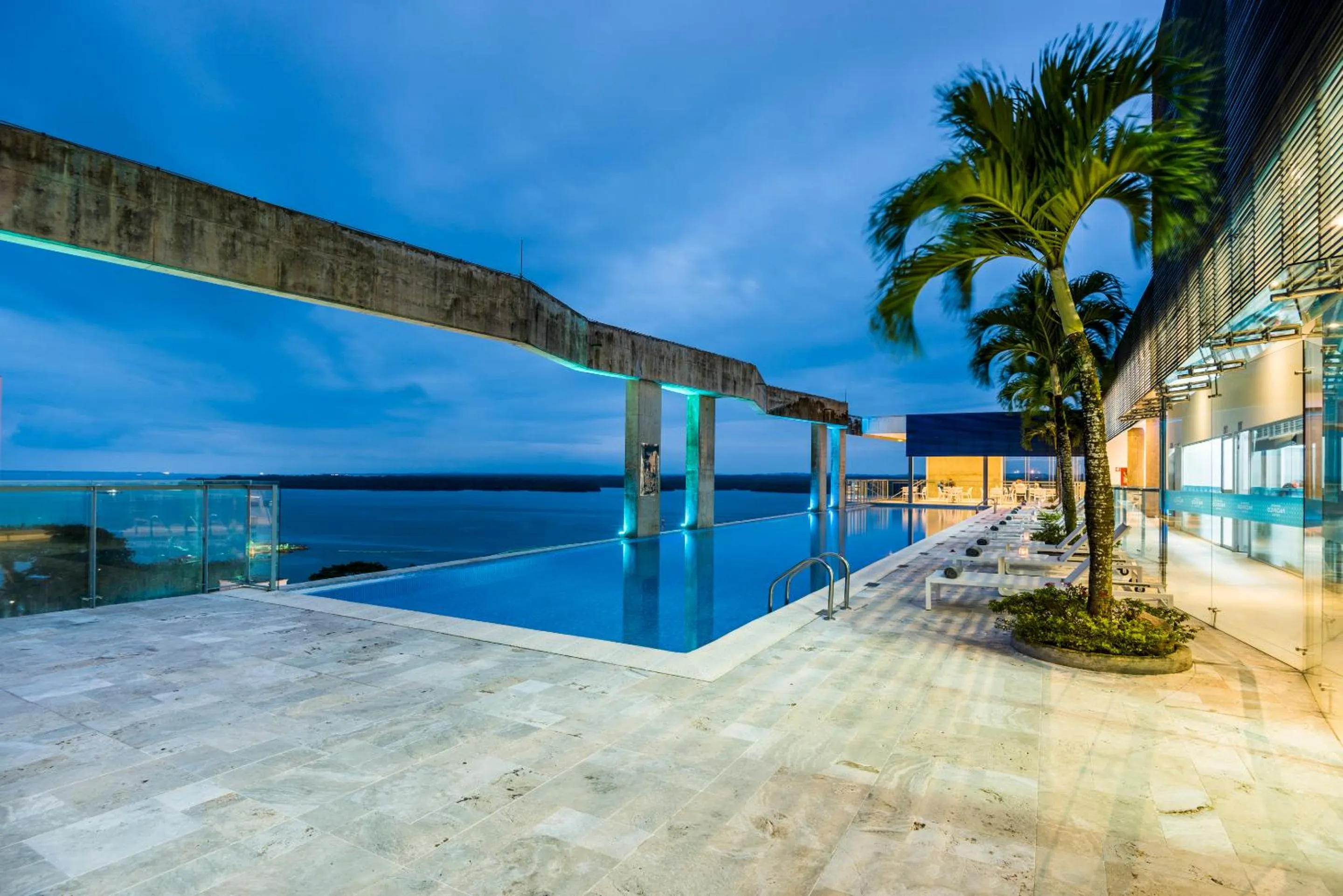 Swimming pool in Cosmos Pacifico Hotel