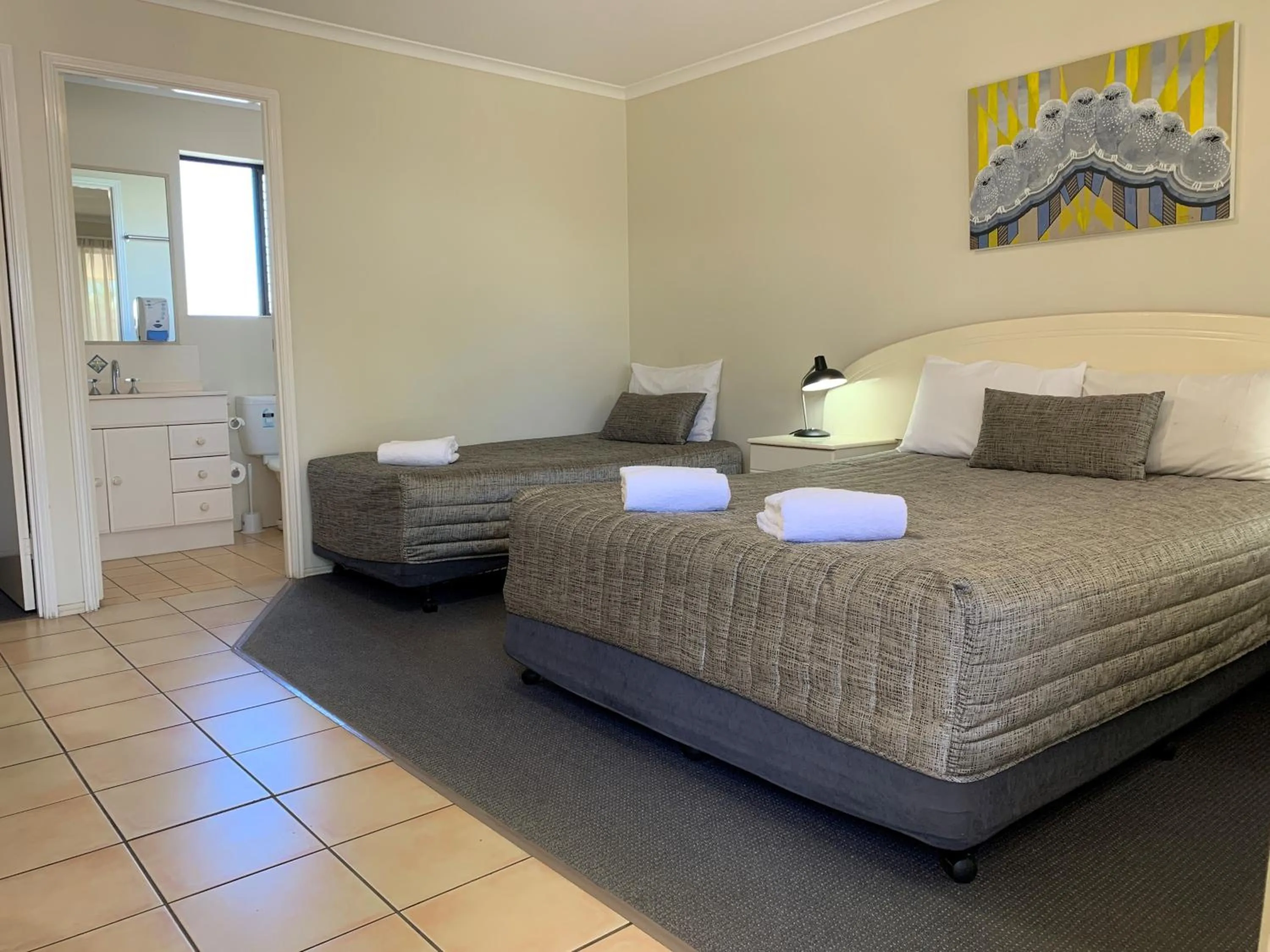 Bedroom, Bed in Biloela Palms Motor Inn
