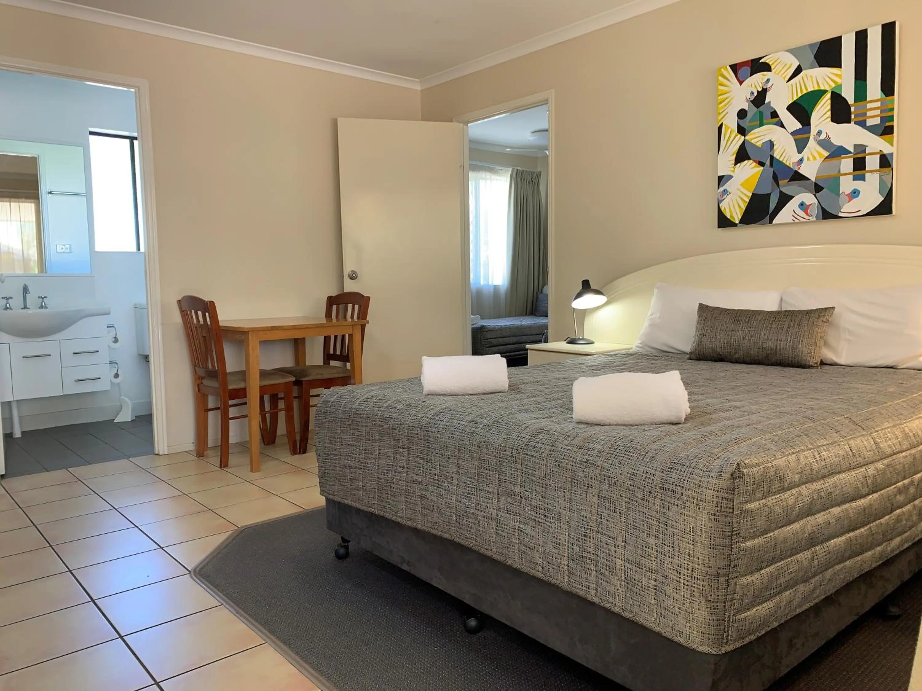 Photo of the whole room, Bed in Biloela Palms Motor Inn
