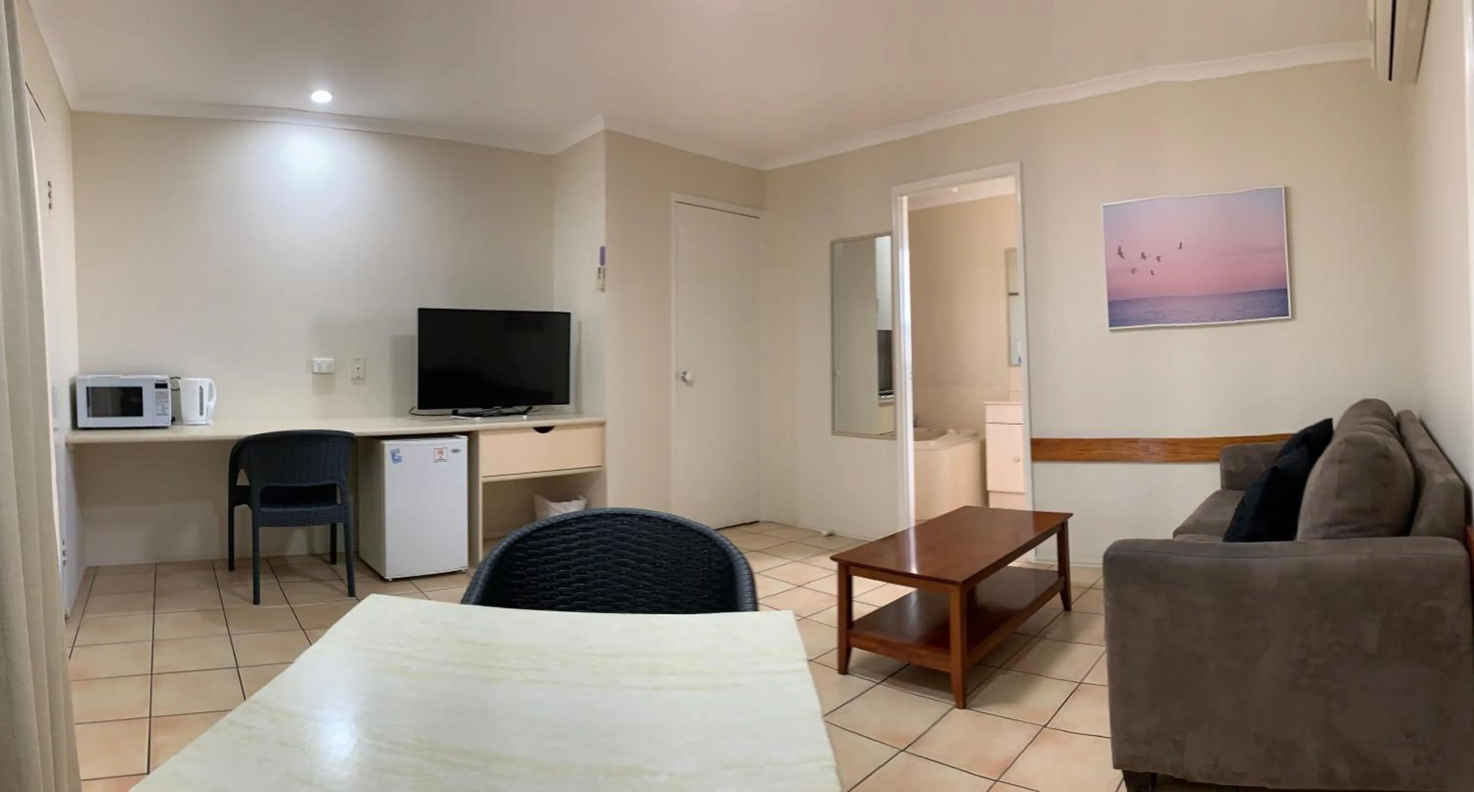 Living room in Biloela Palms Motor Inn
