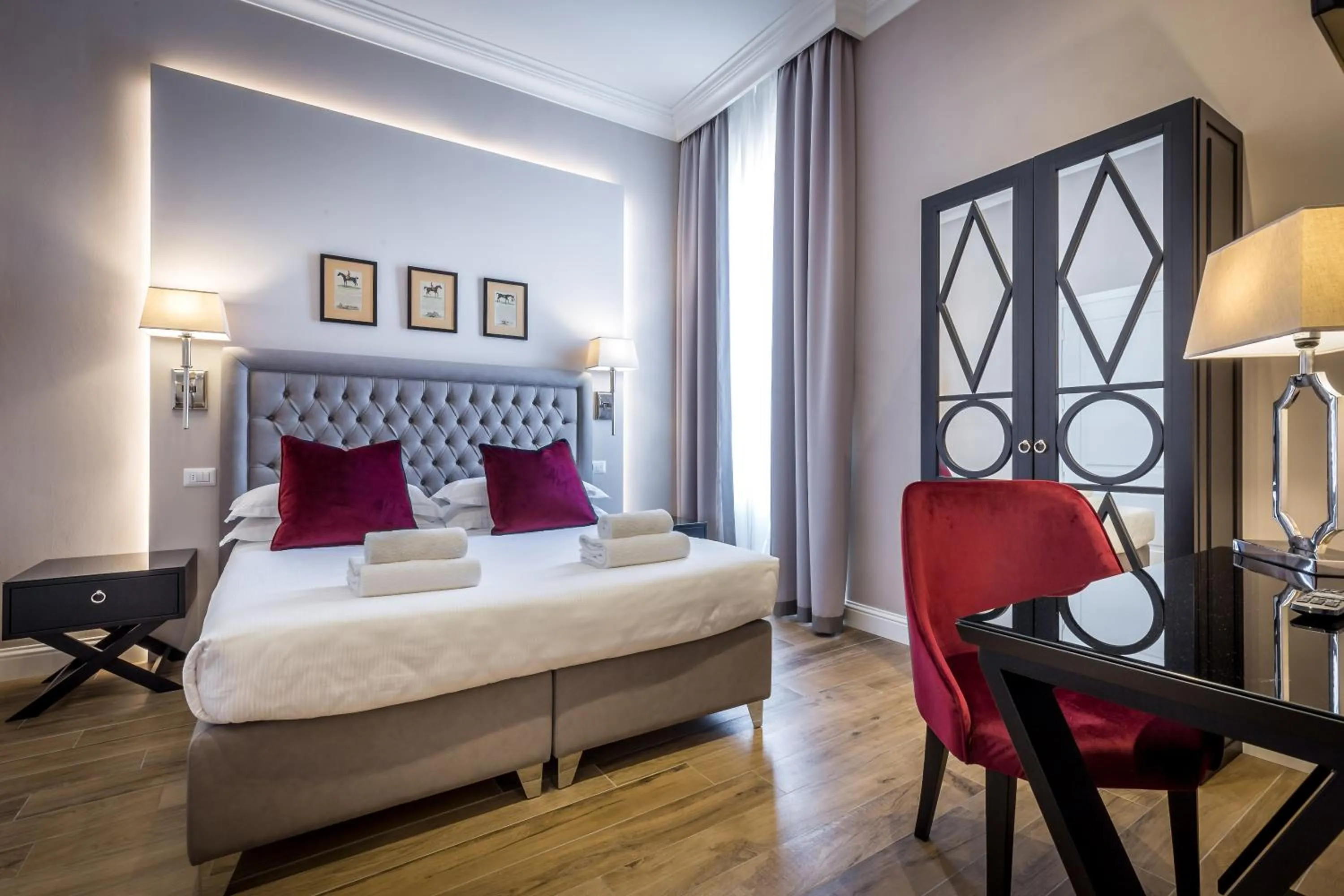 Bed in Hotel Emma Small Luxury Hotel