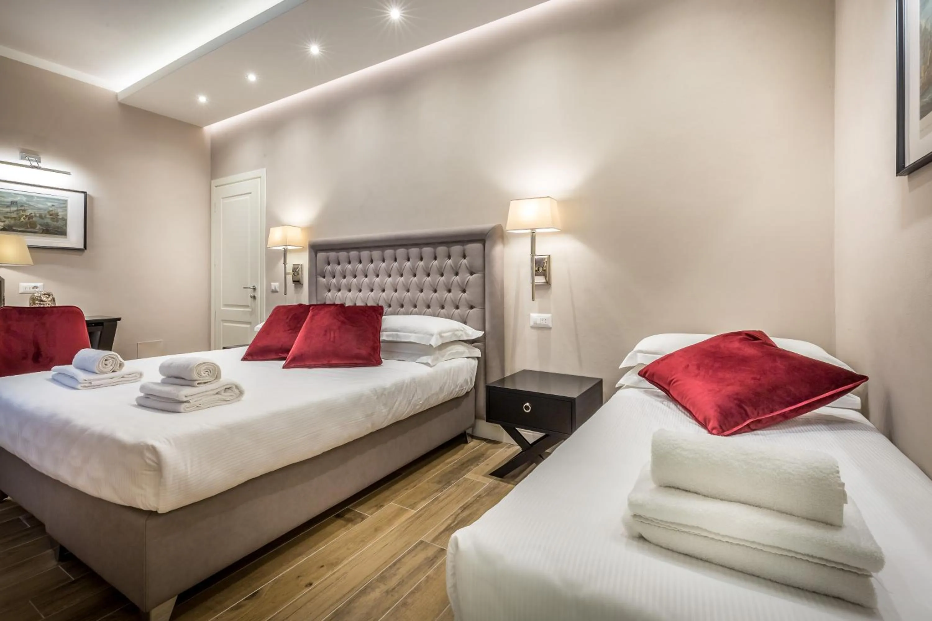 Bed in Hotel Emma Small Luxury Hotel