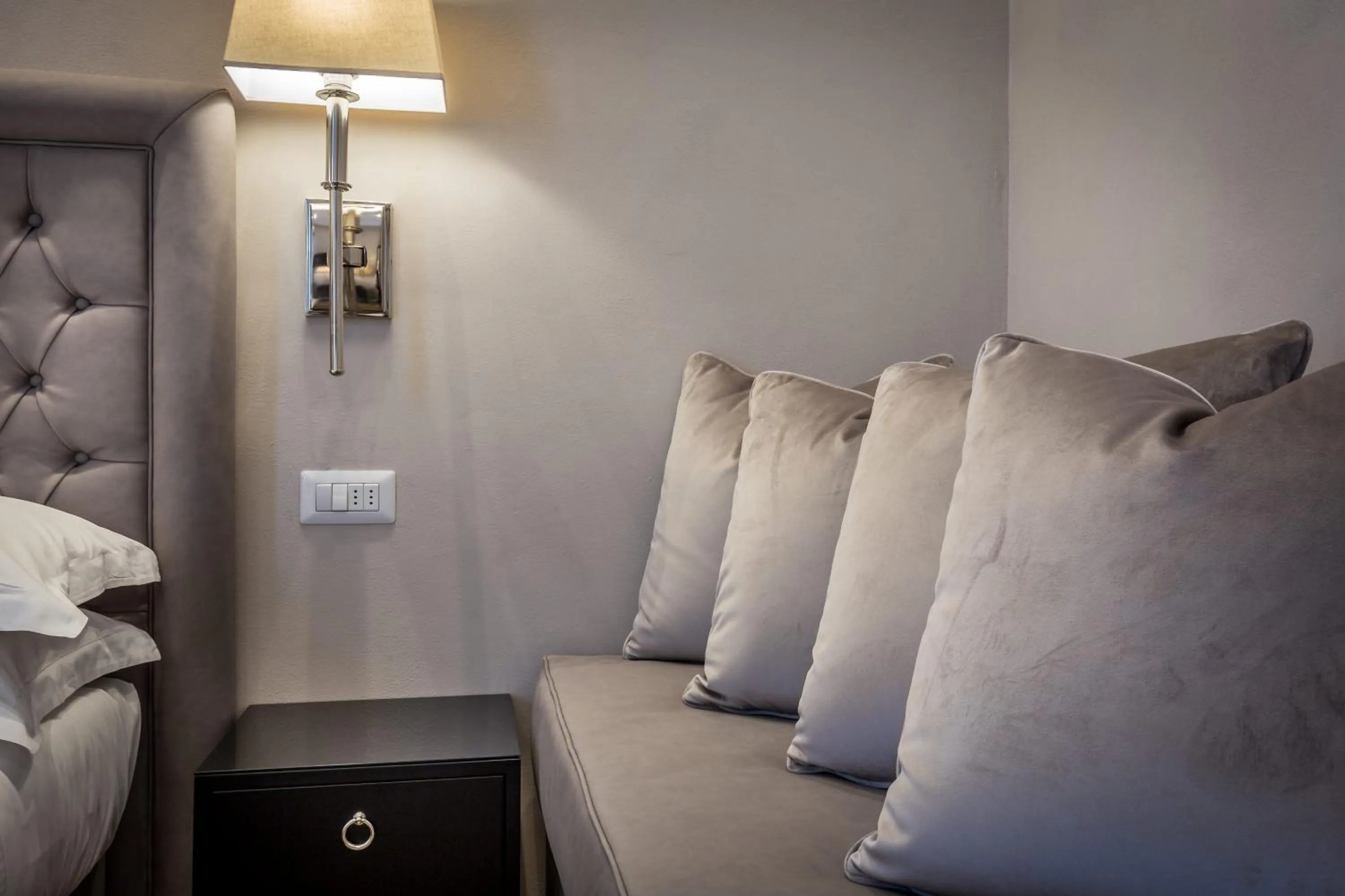 Bed in Hotel Emma Small Luxury Hotel