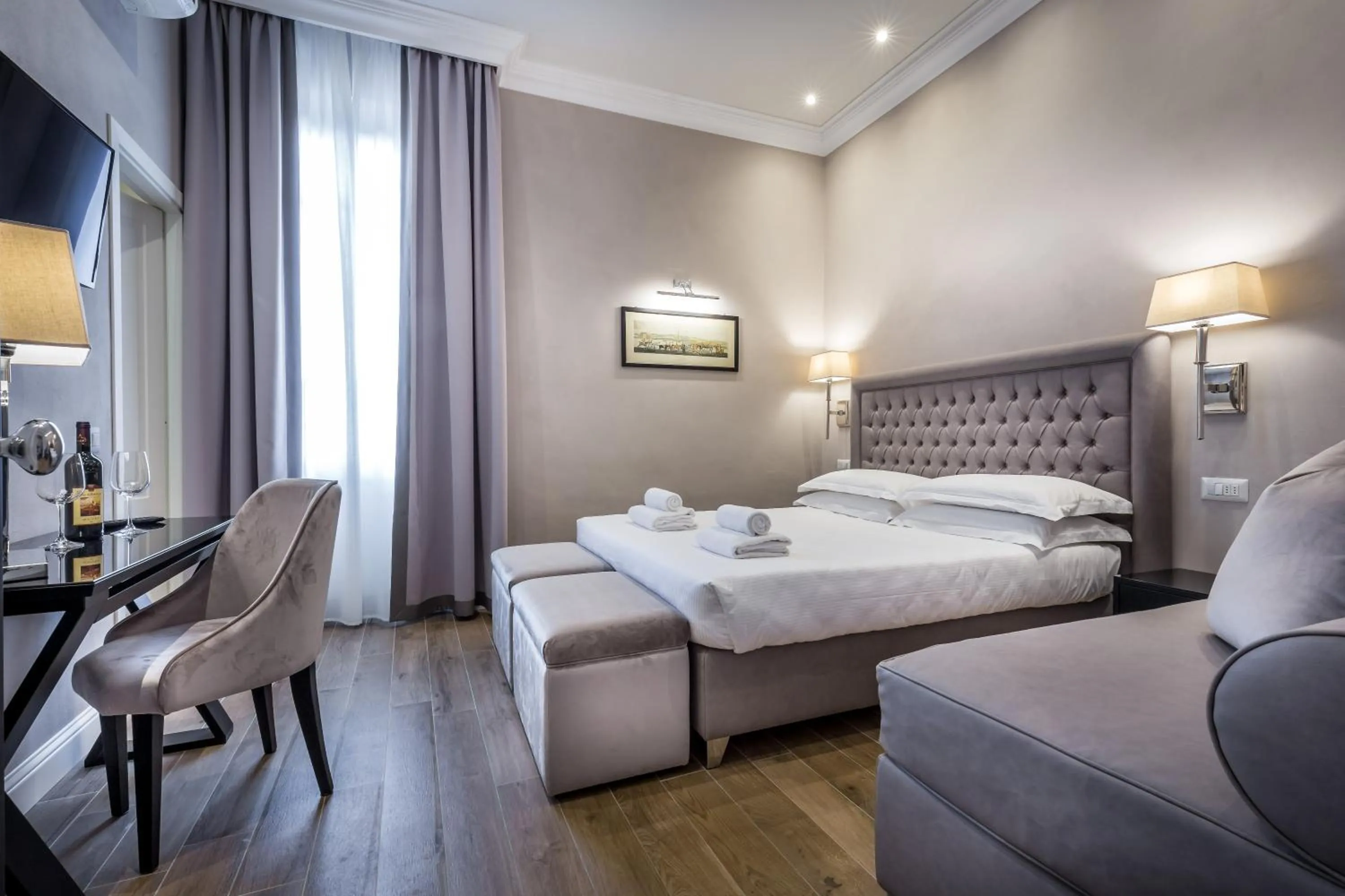 Bed in Hotel Emma Small Luxury Hotel