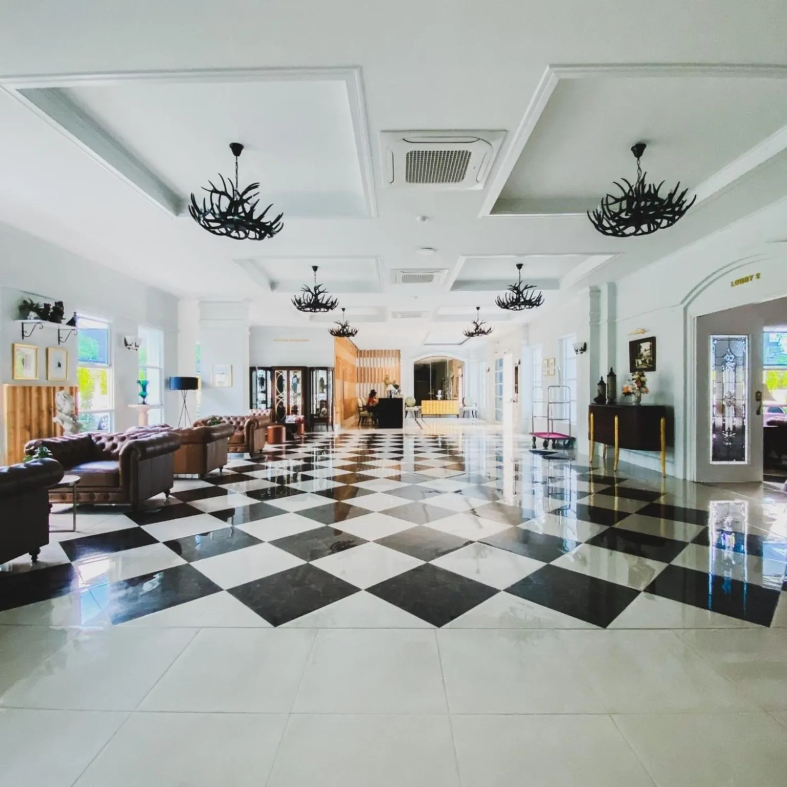 Lobby or reception in Le Cannes Hotel