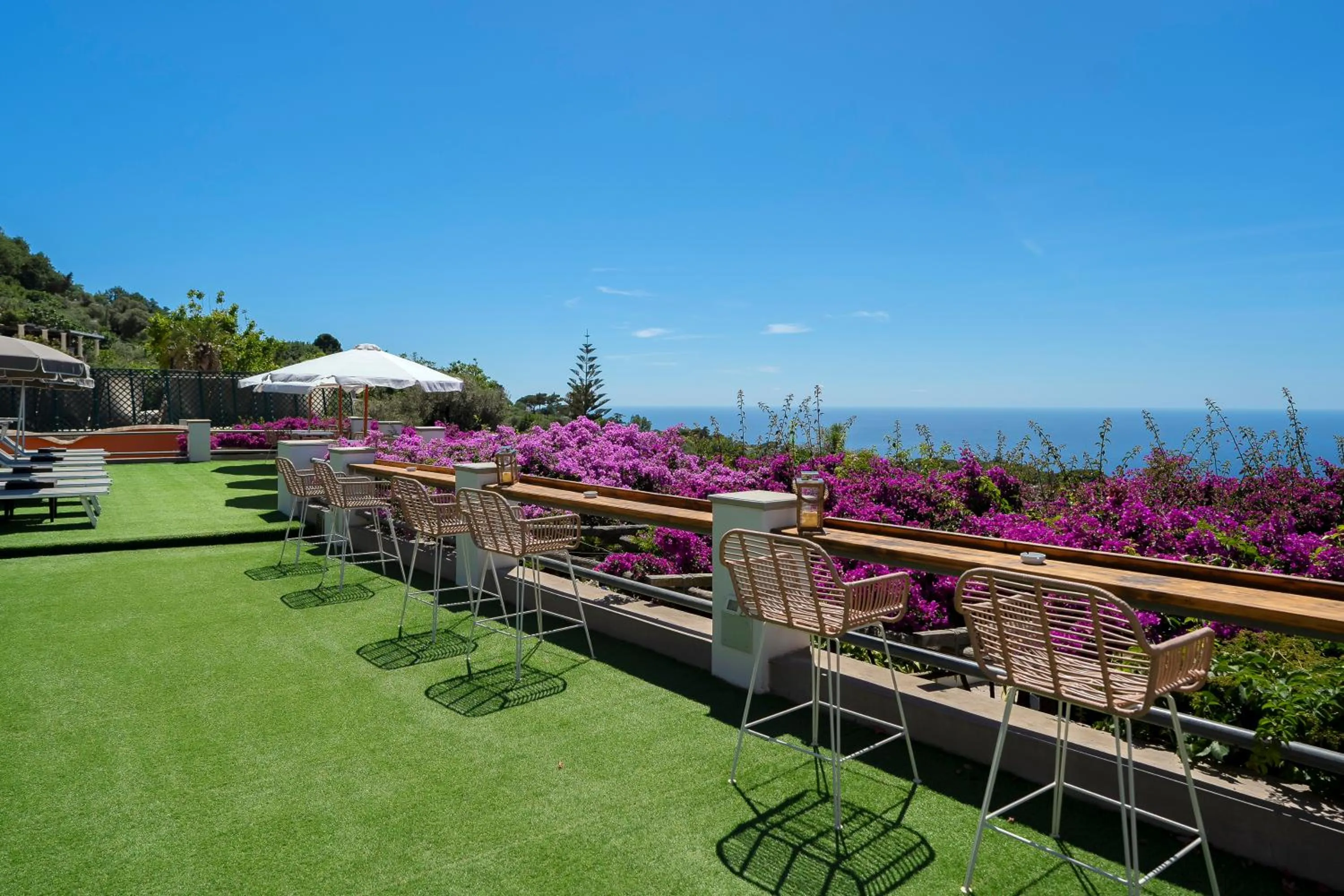 Balcony/Terrace in Hotel Il Girasole