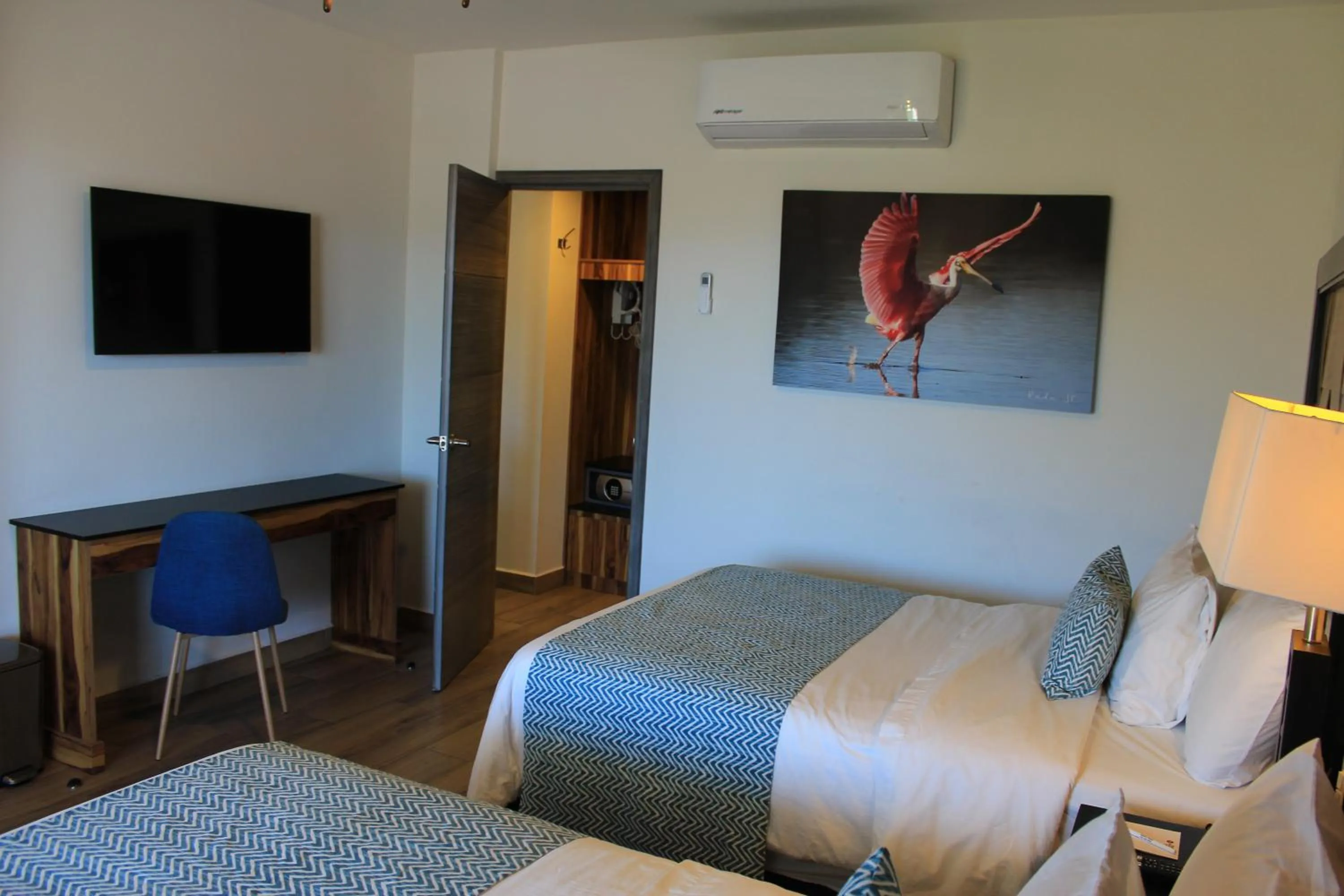 Bedroom, Bed in Sawari Hotel