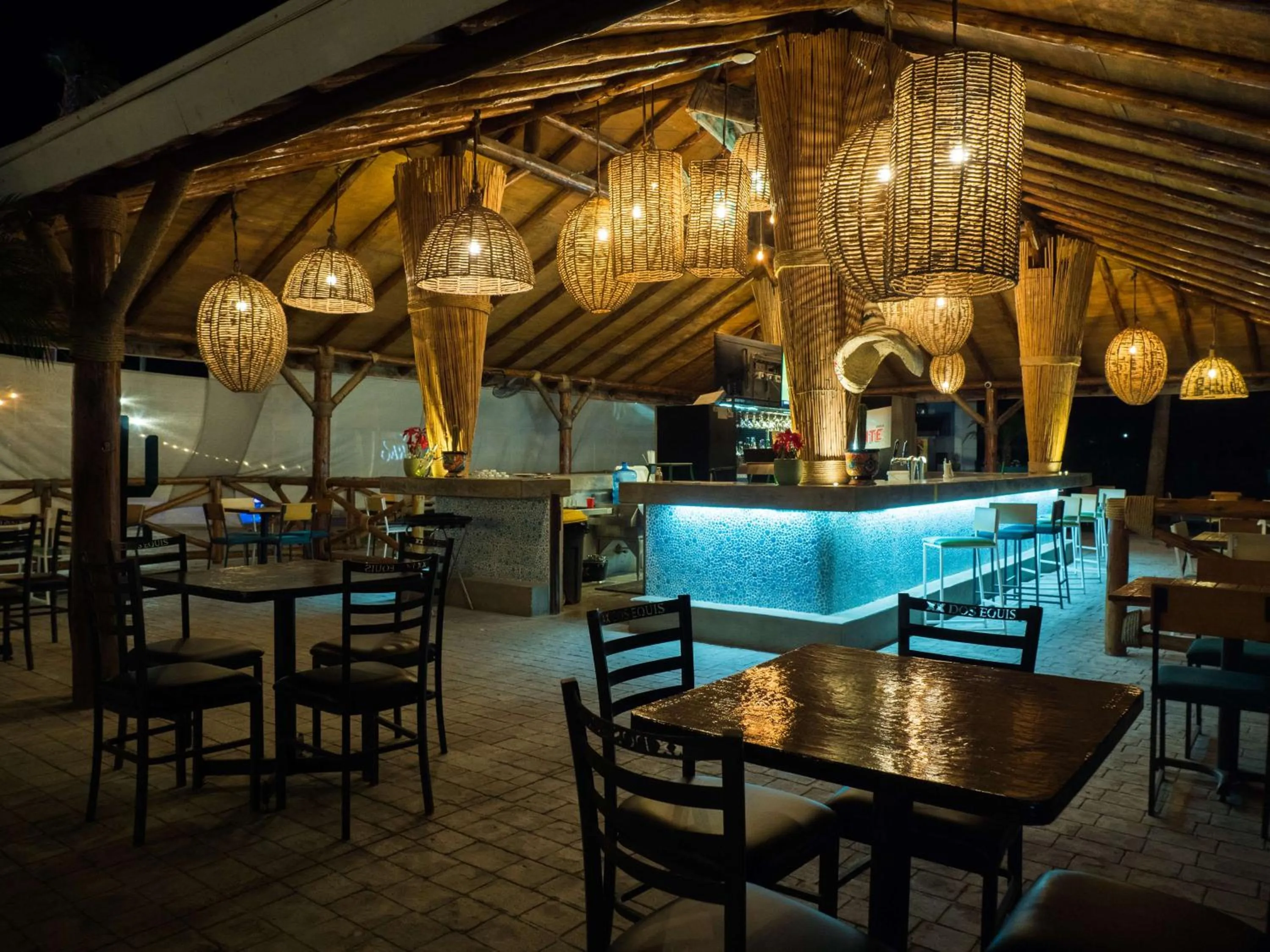 Lounge or bar in Sawari Hotel