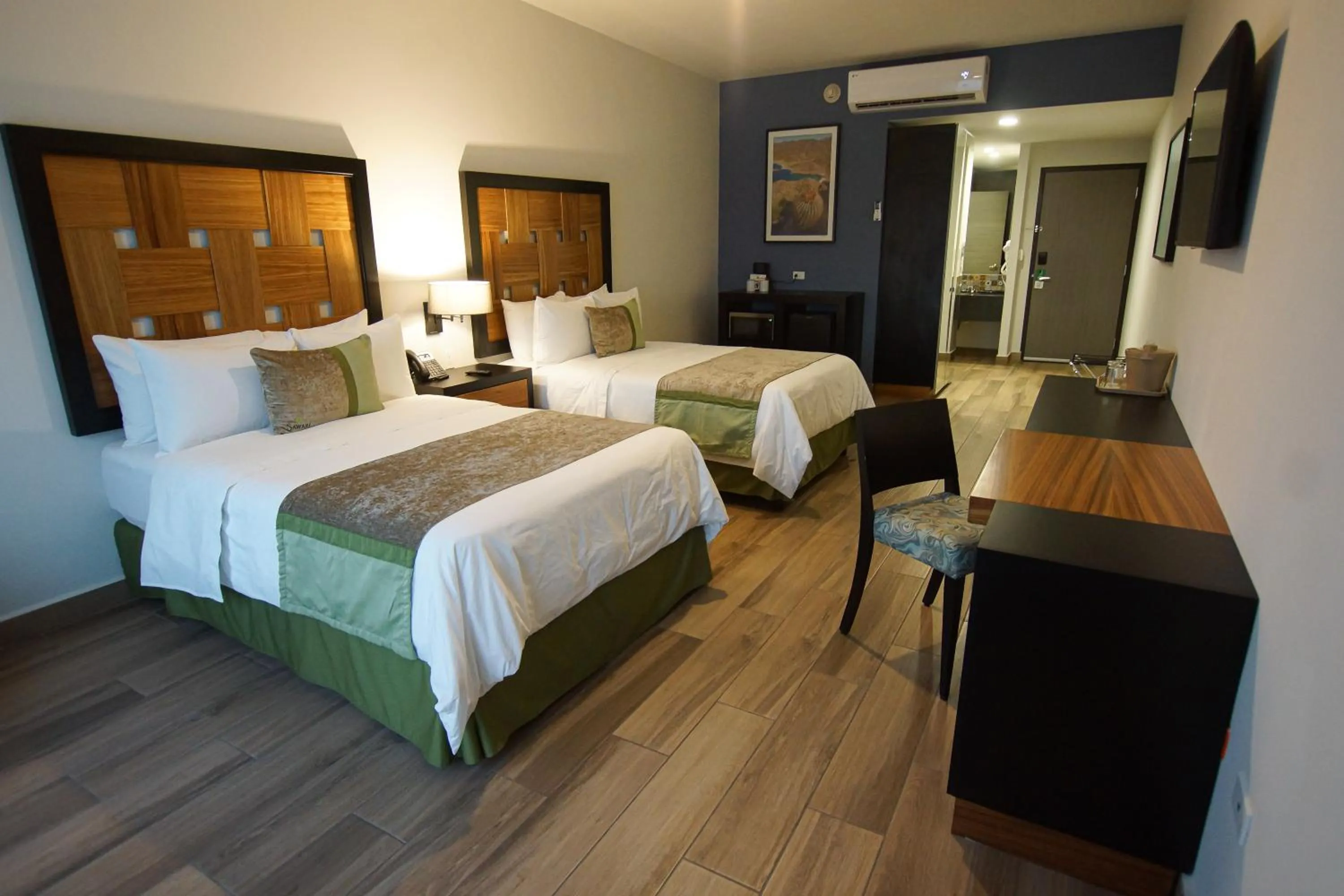 Bedroom, Bed in Sawari Hotel