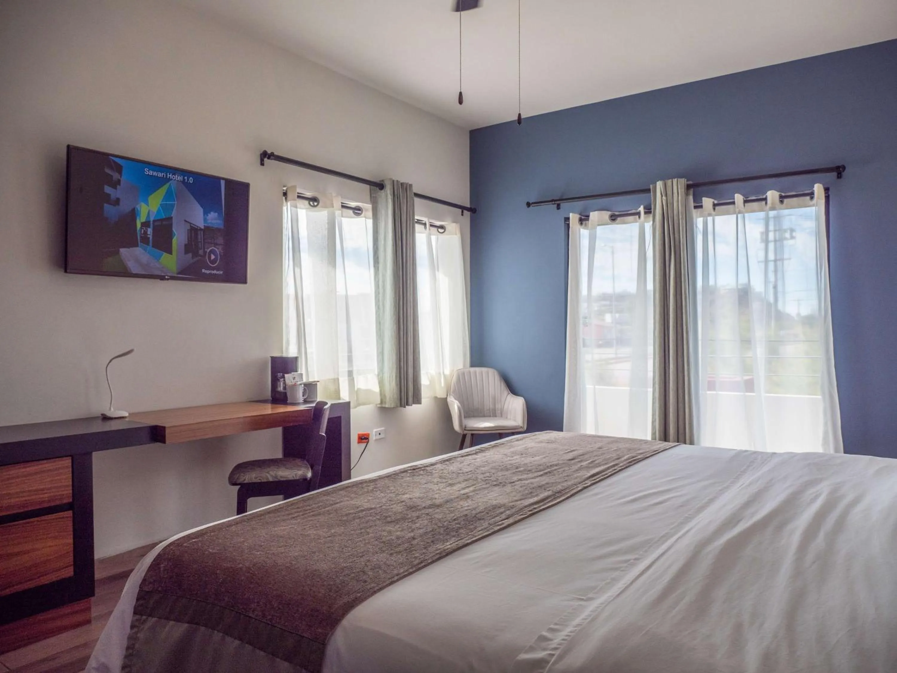 Photo of the whole room, Bed in Sawari Hotel