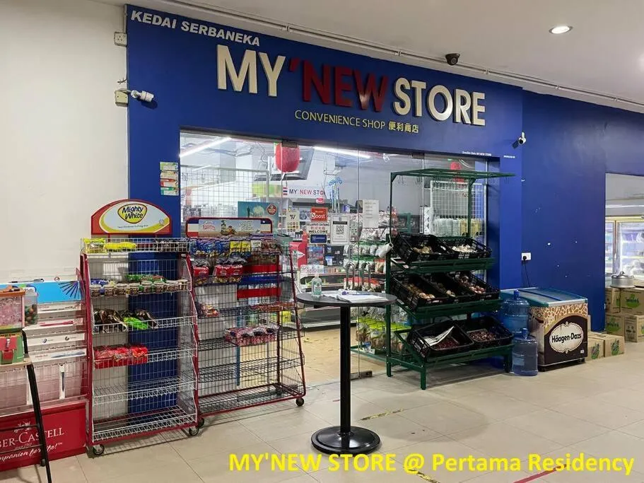 Private Jacuzzi Staycation at KL City 721