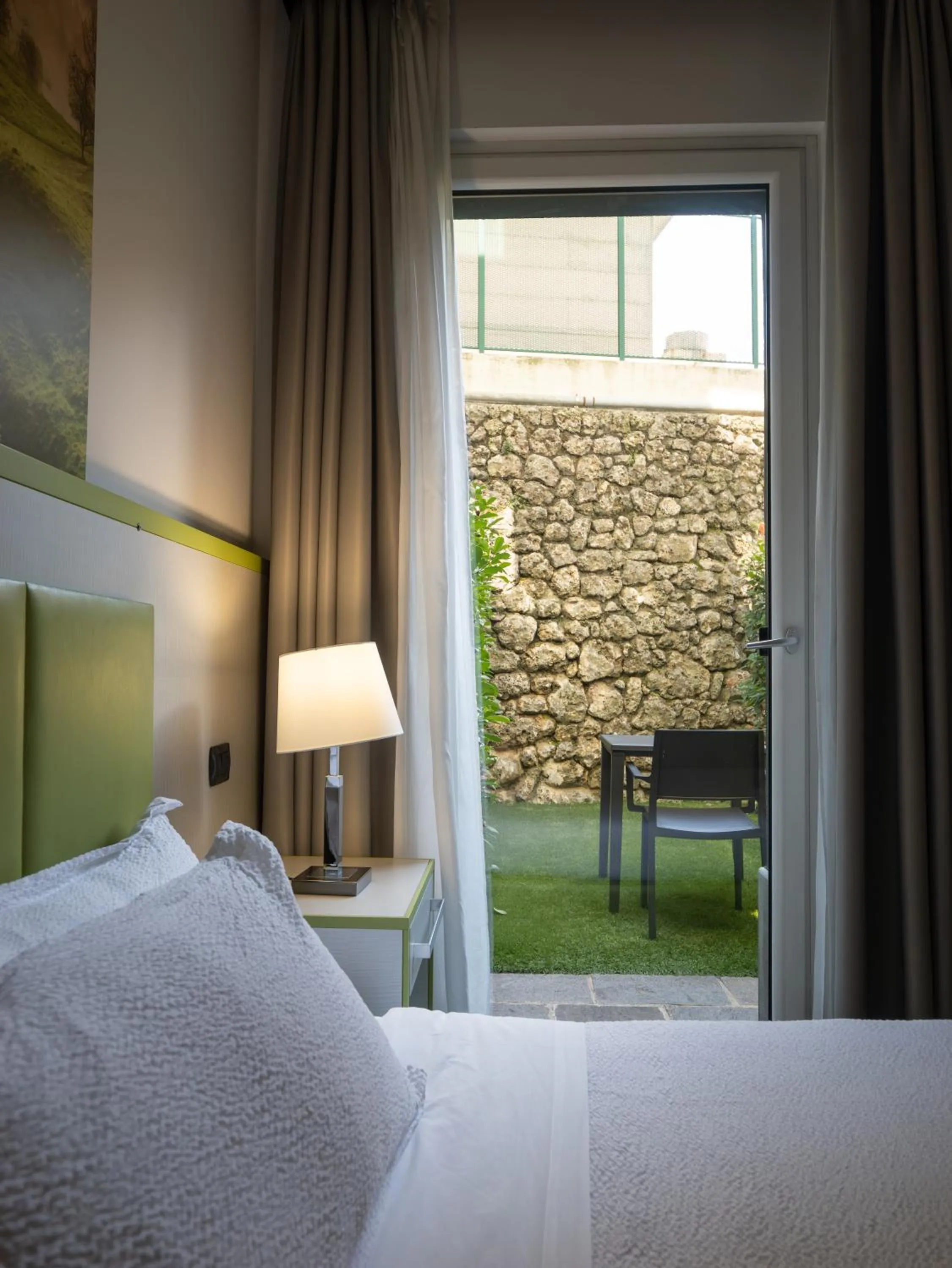 Bed in San Valentino Hotel