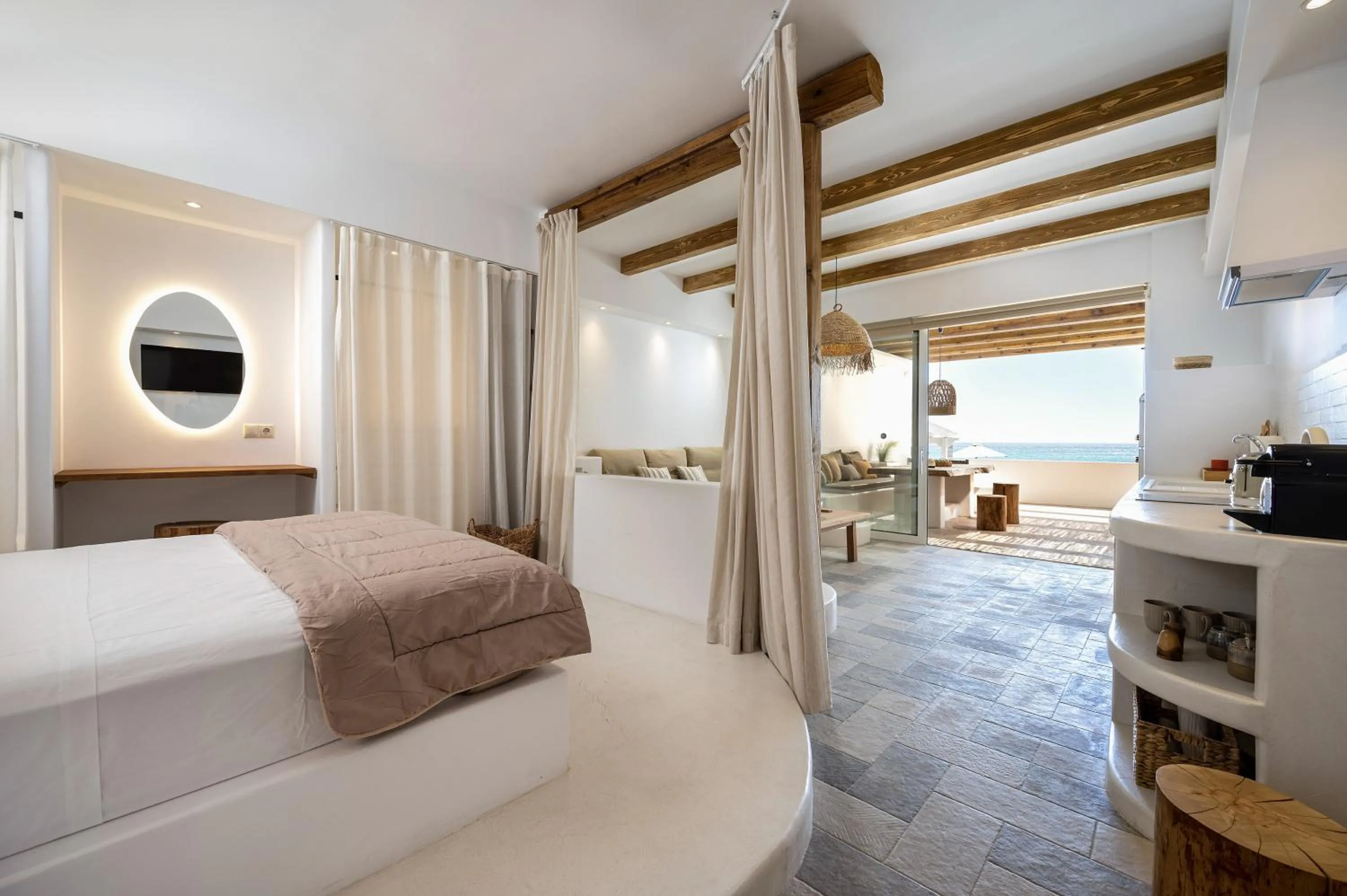 Living room, Bed in Euphoria Suites and Spa