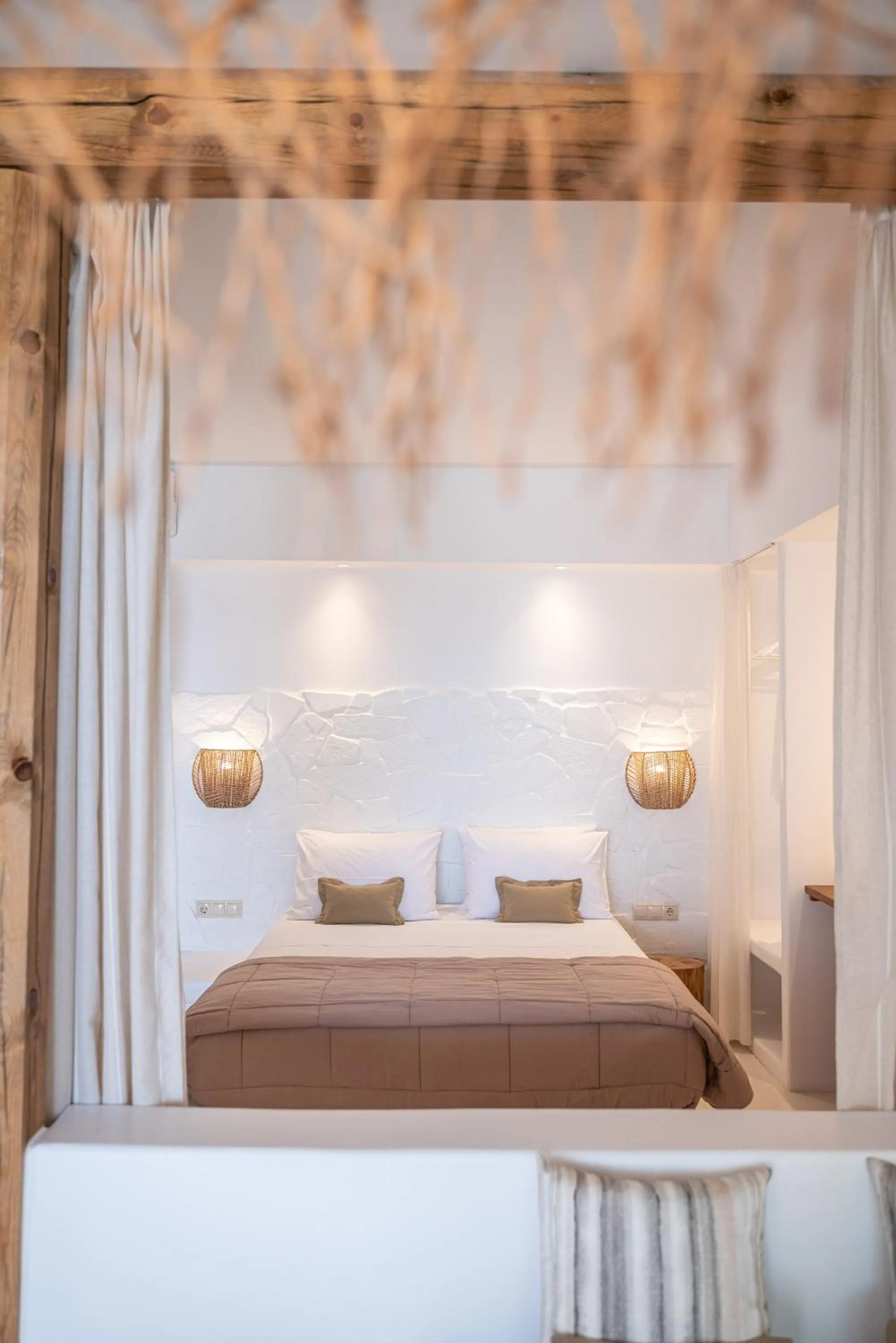 Bedroom, Bed in Euphoria Suites and Spa