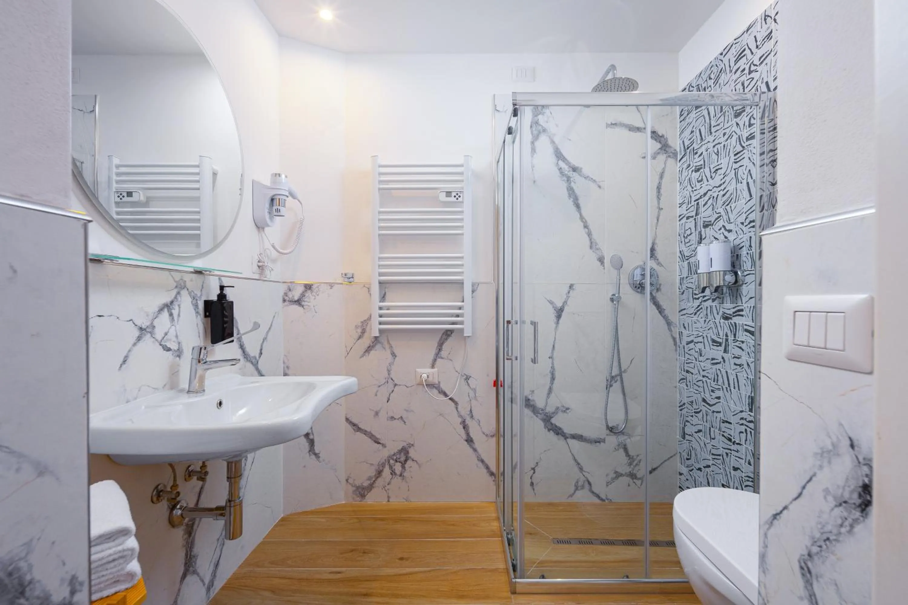 Bathroom in Lilium Hotel