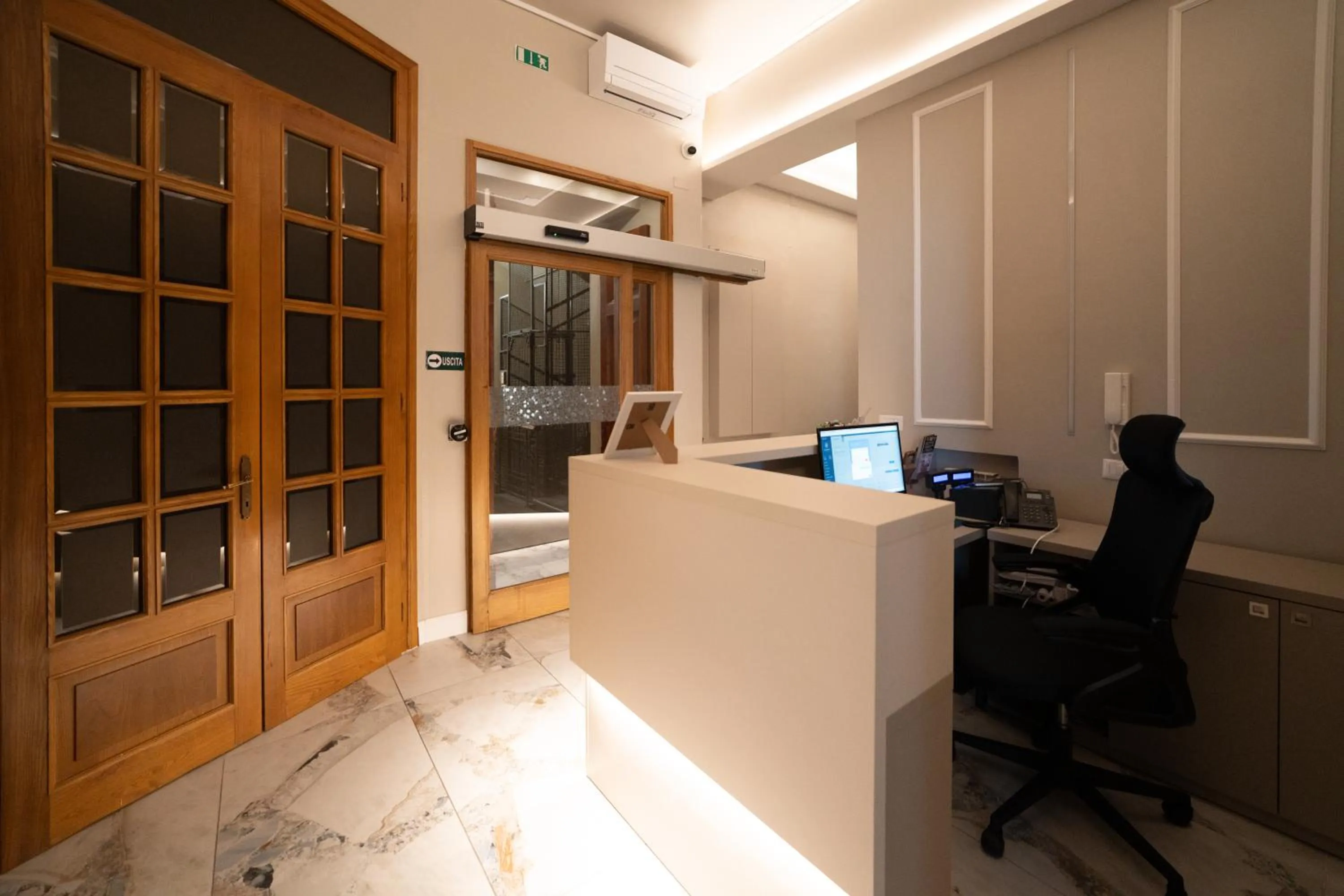 Lobby or reception in Lilium Hotel