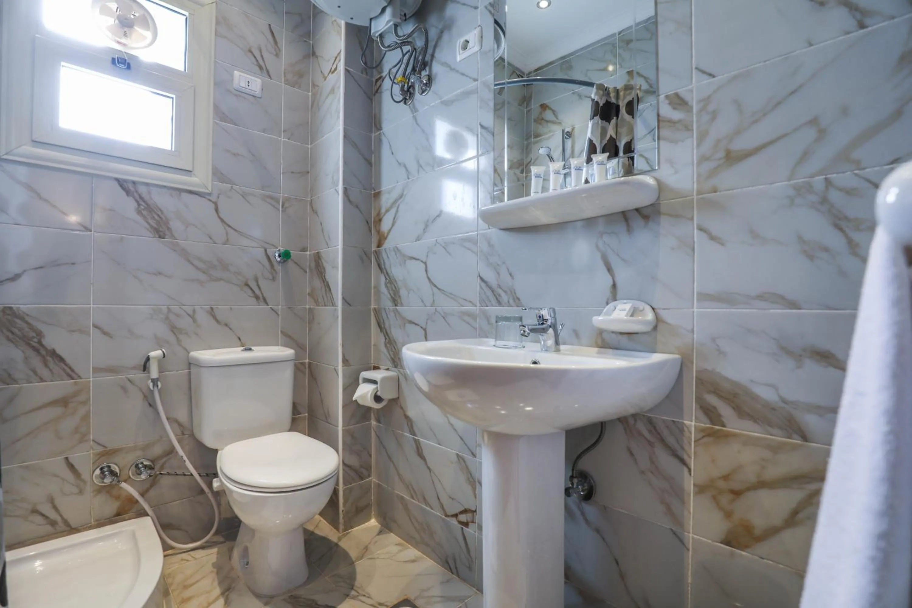 Shower in The Palm Hotel