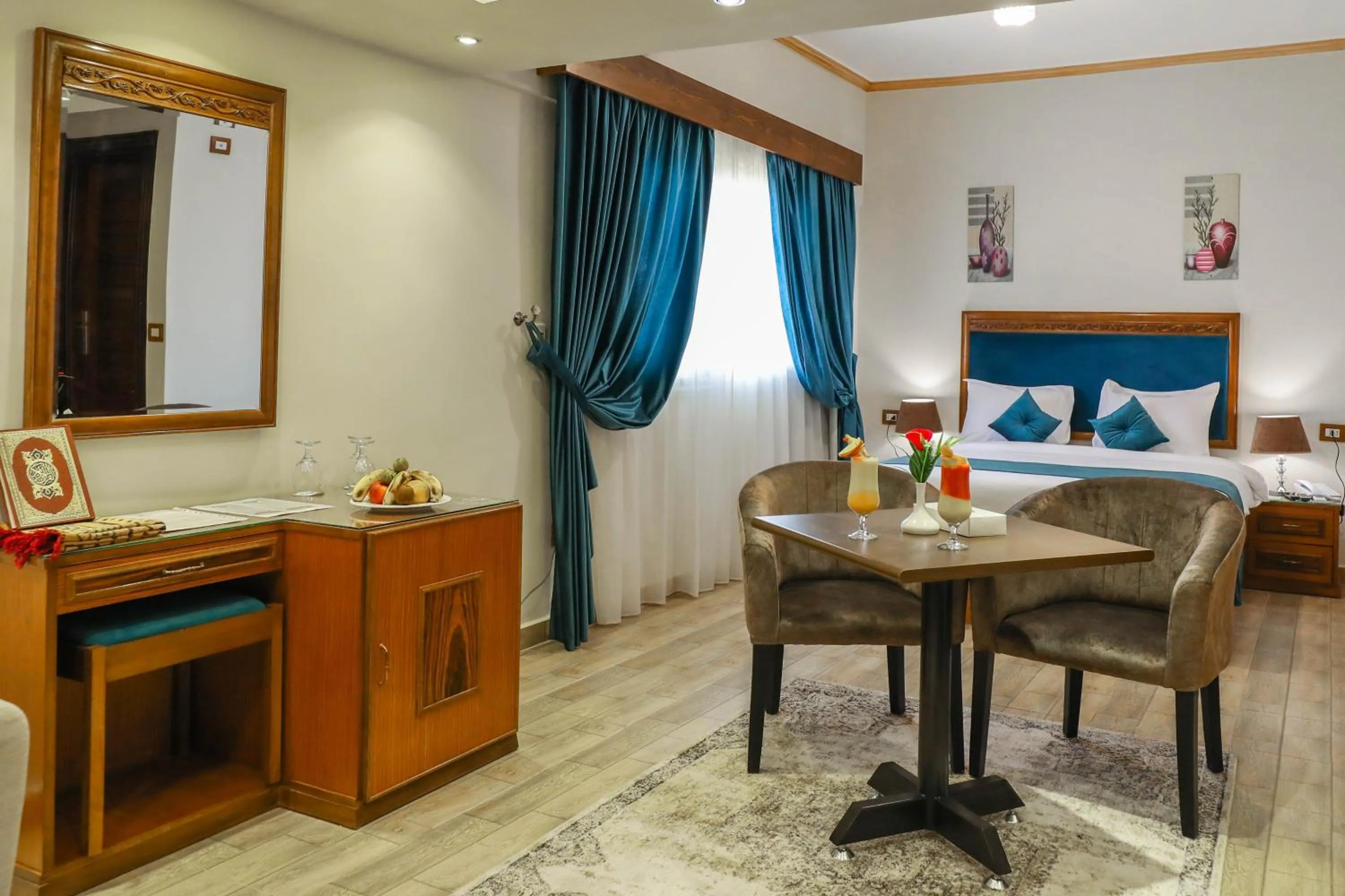 Bed in The Palm Hotel