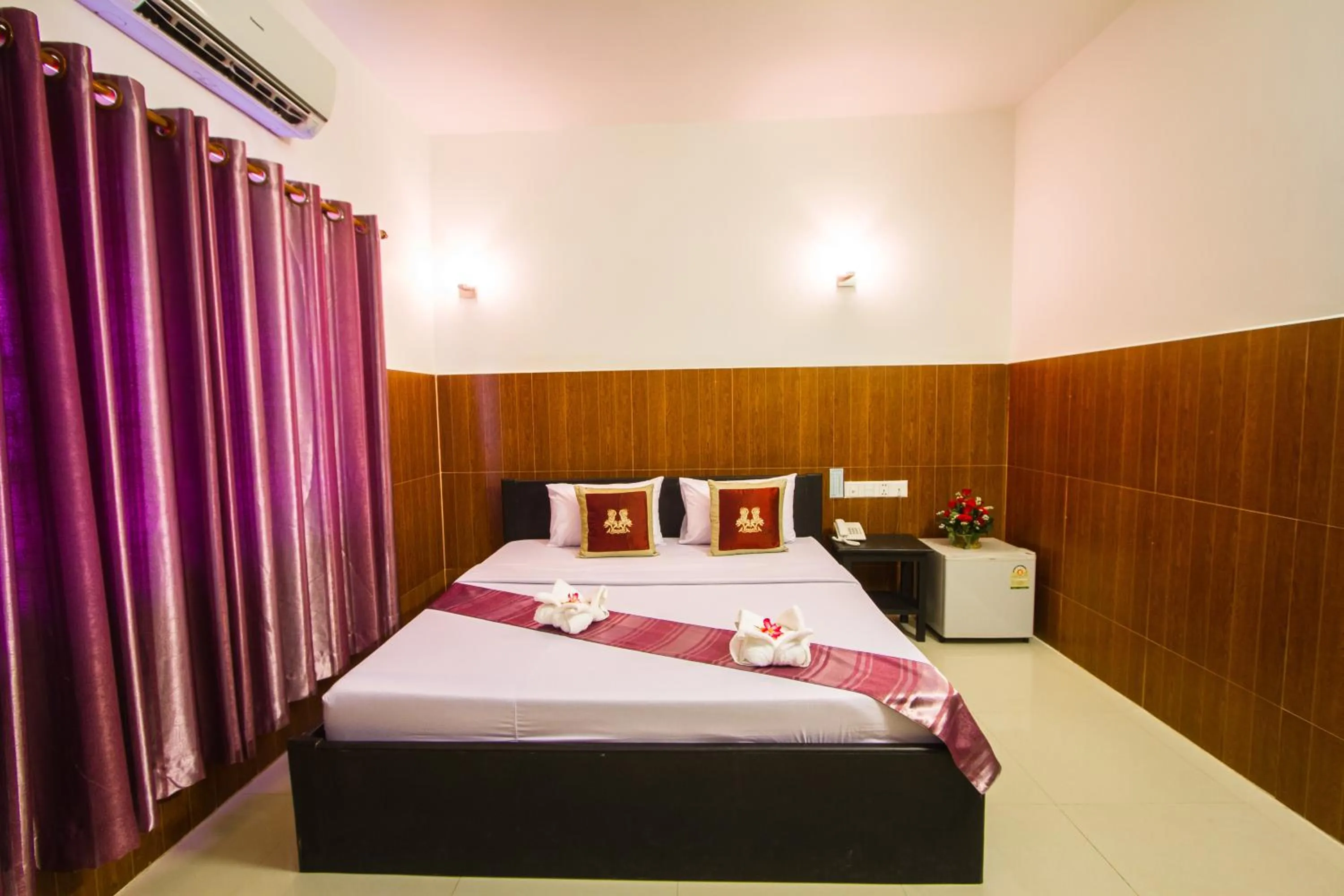 Photo of the whole room, Bed in Botoum Hotel