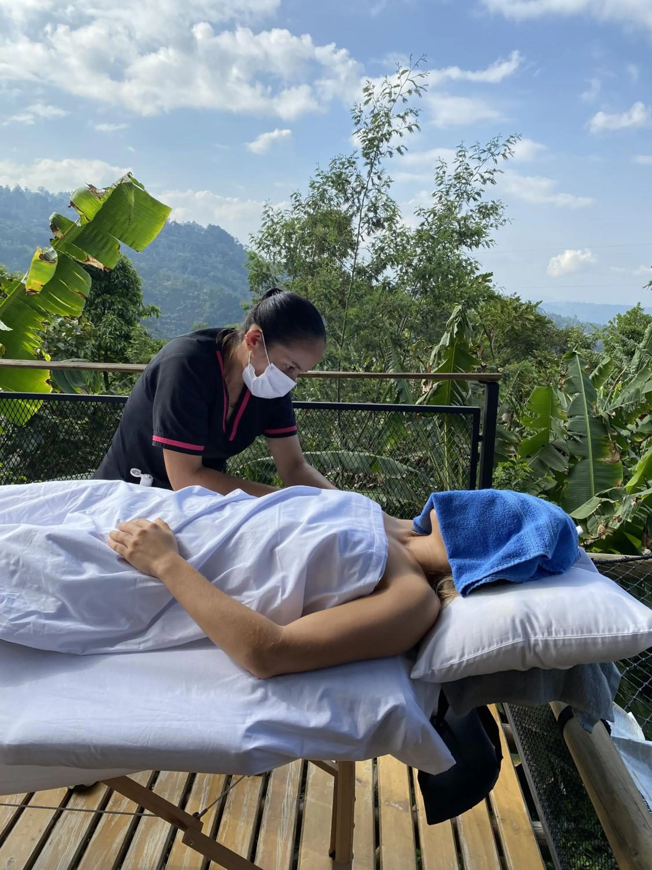 Massage in Hotel La Palma y El Tucán - Café y Naturaleza