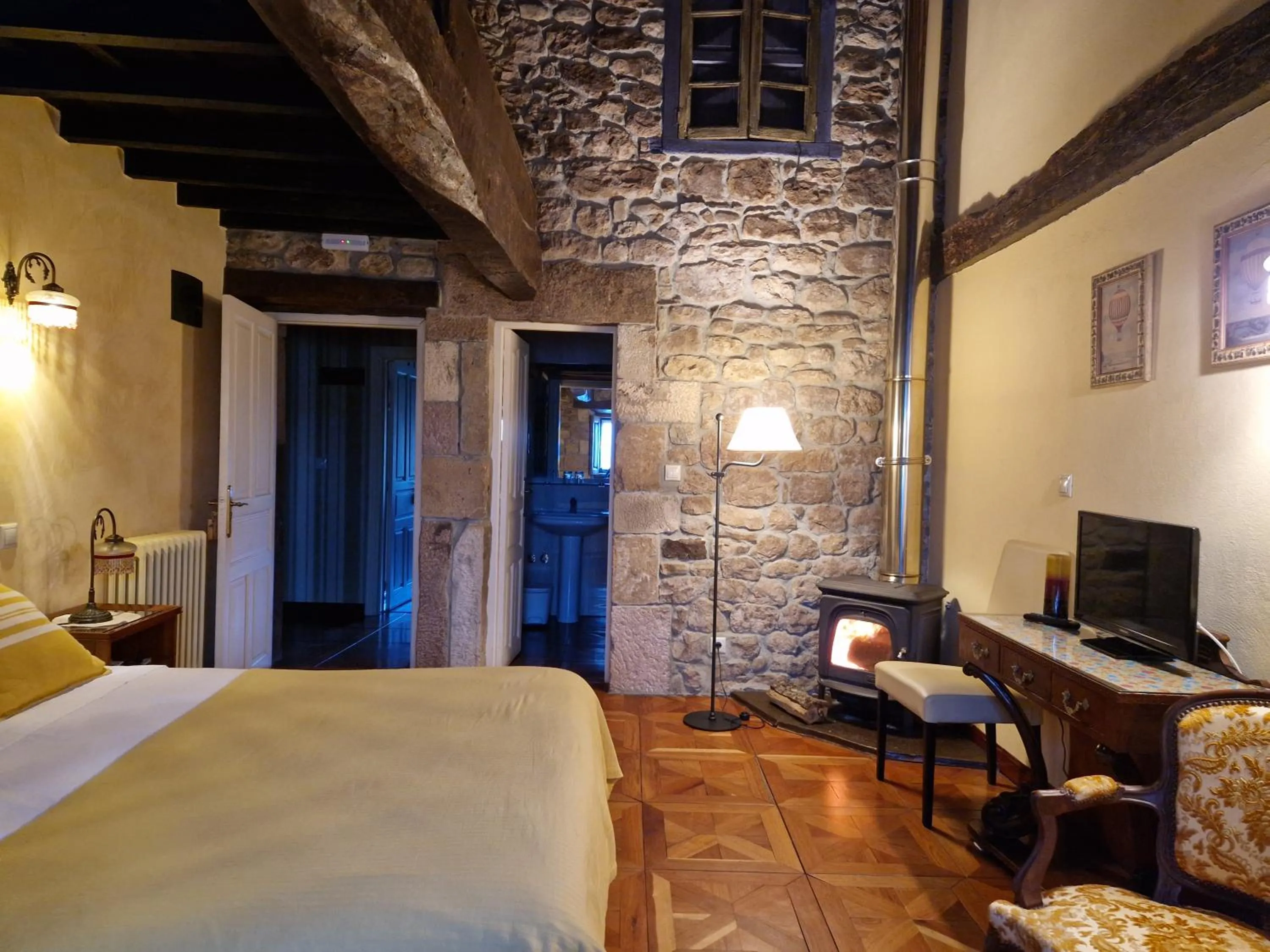 Hotel la Casona de Barrio, Alto Campoo