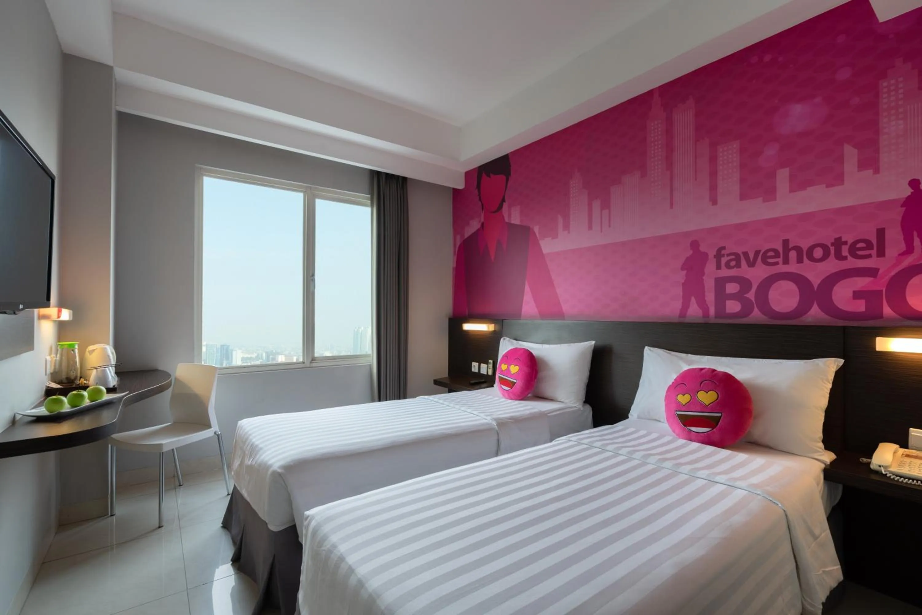Bed in favehotel Padjajaran Bogor