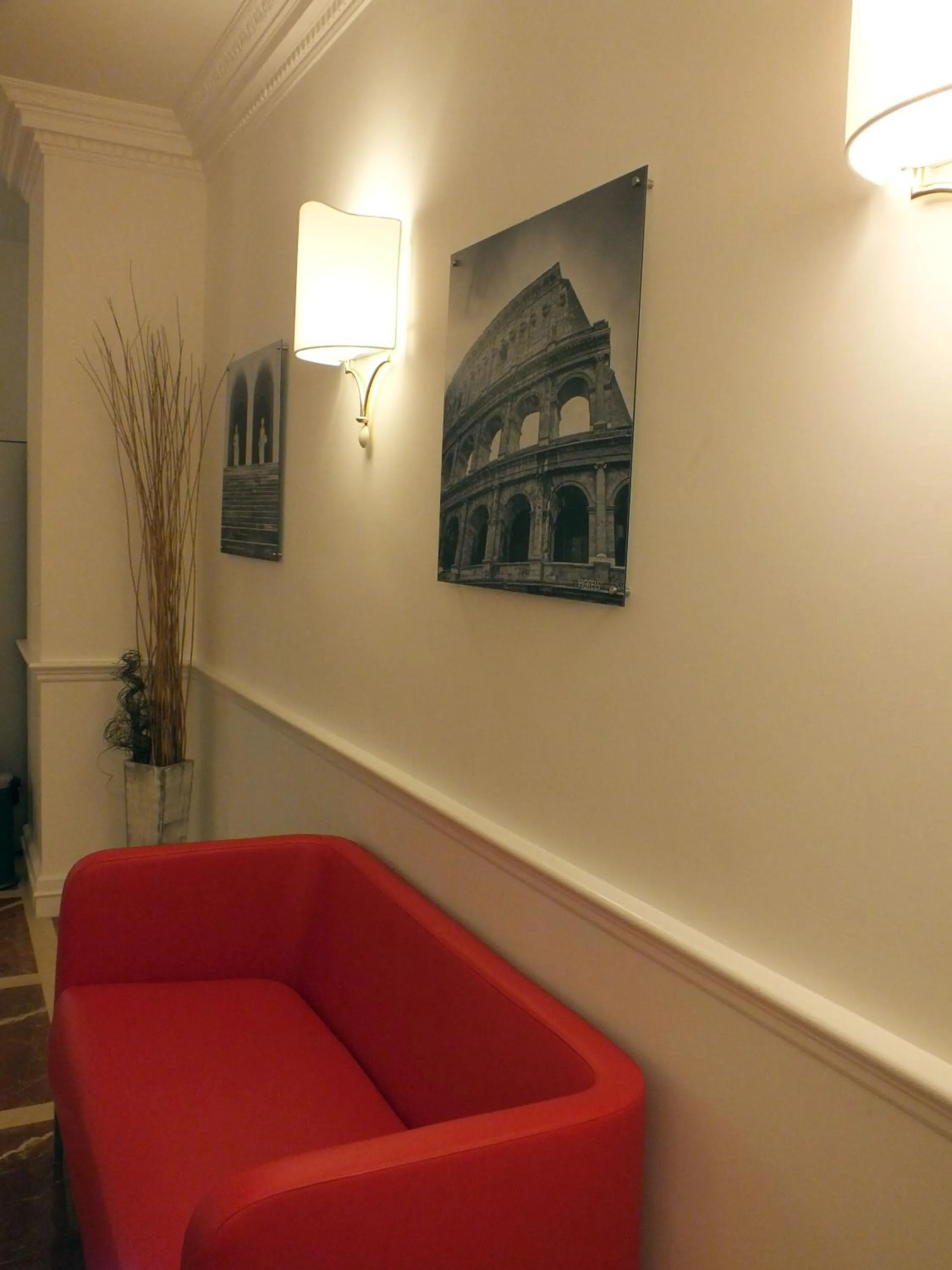 Lobby or reception in BB Hotels Smarthotel Bailey's