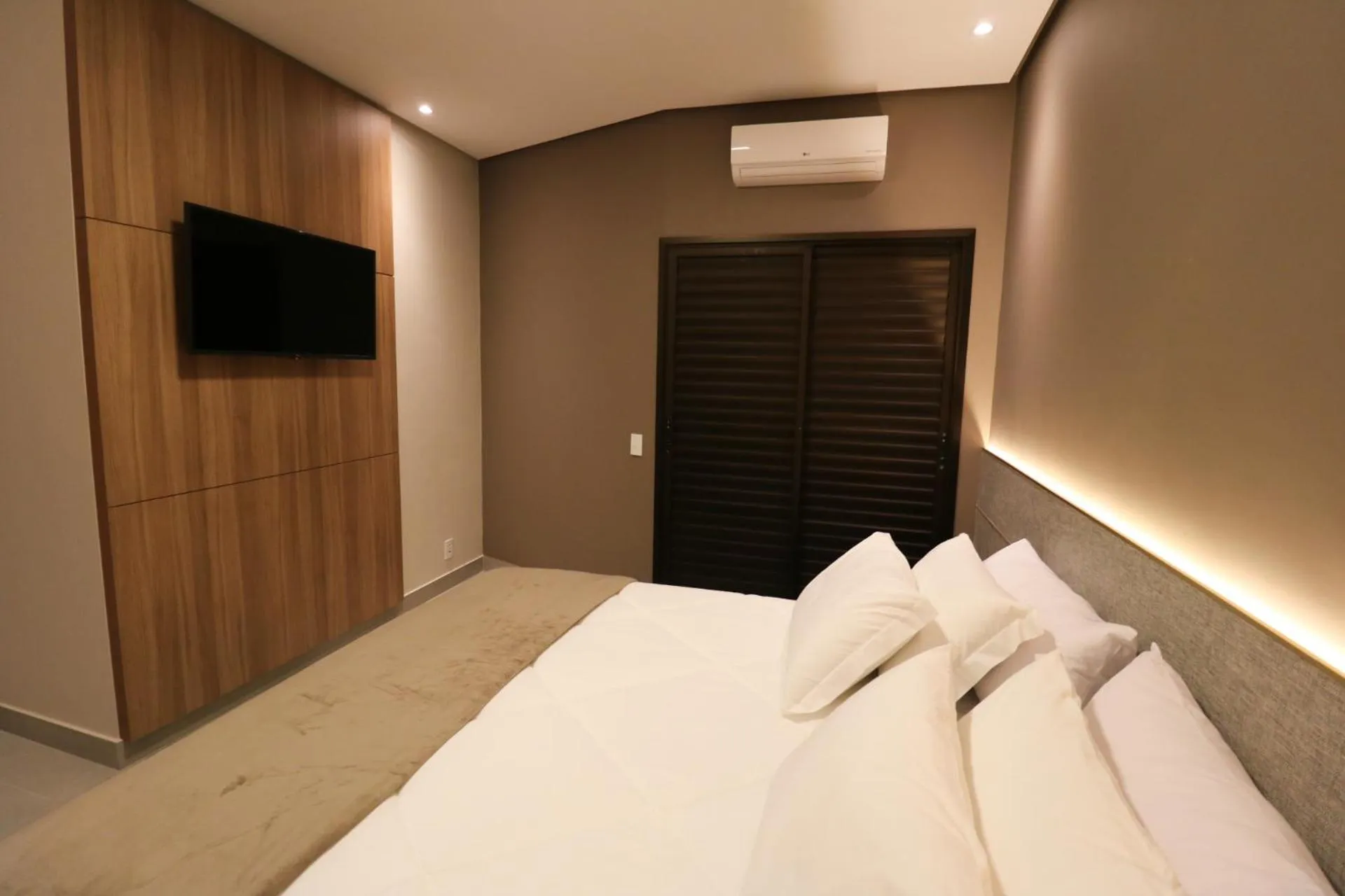 Bedroom, Bed in Serravita Hotel