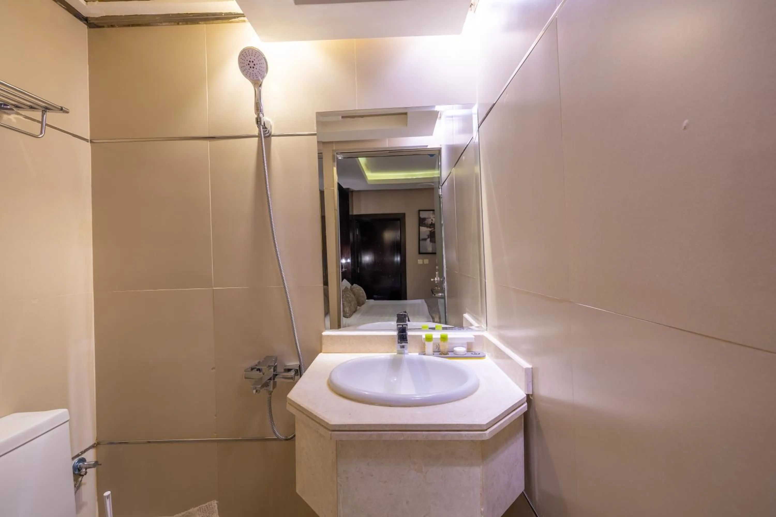 Al Muhaidb Residence Al Takhasossi 2