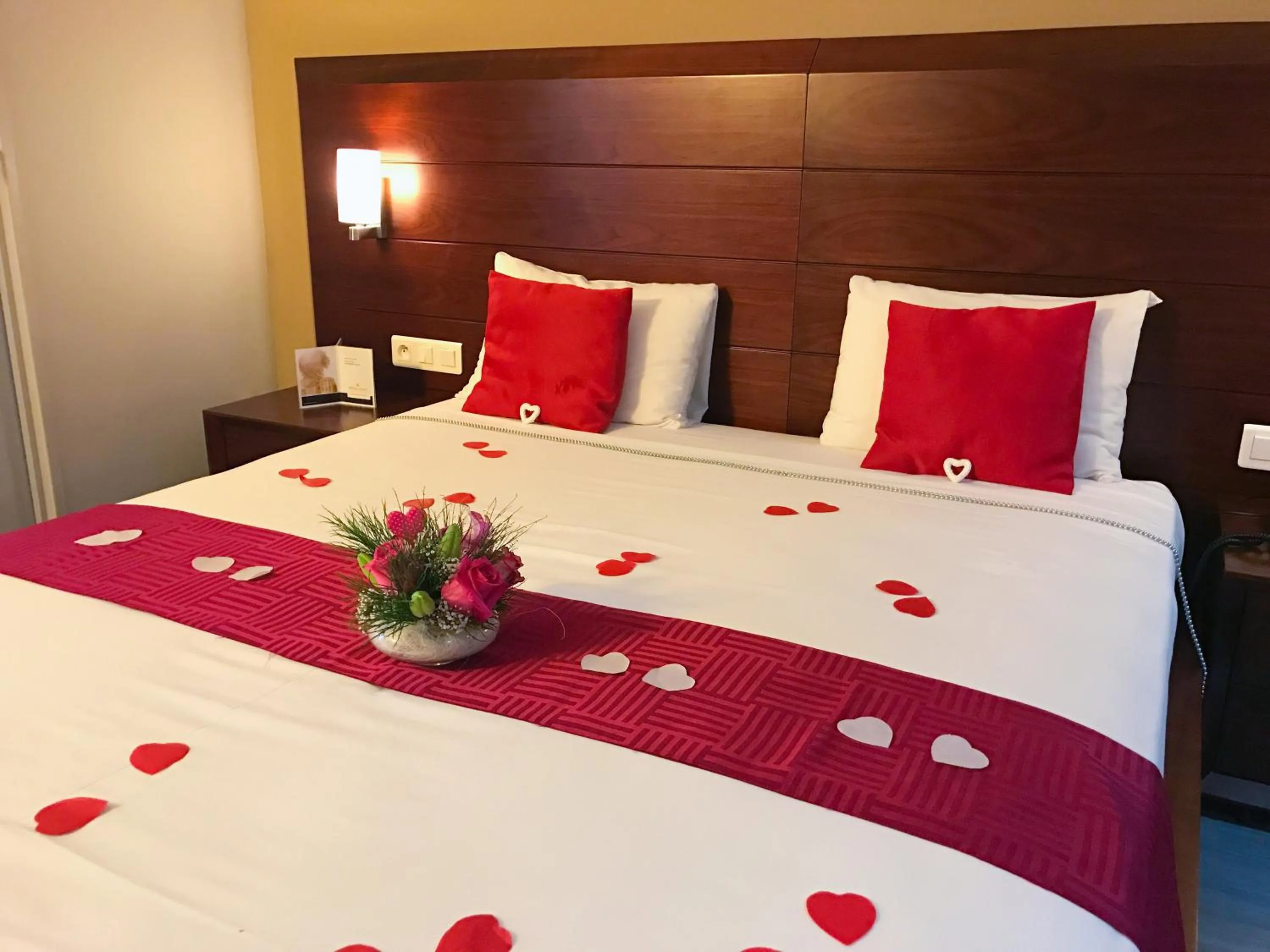 Staff, Bed in Tulip Inn Sainte Clotilde, La Réunion