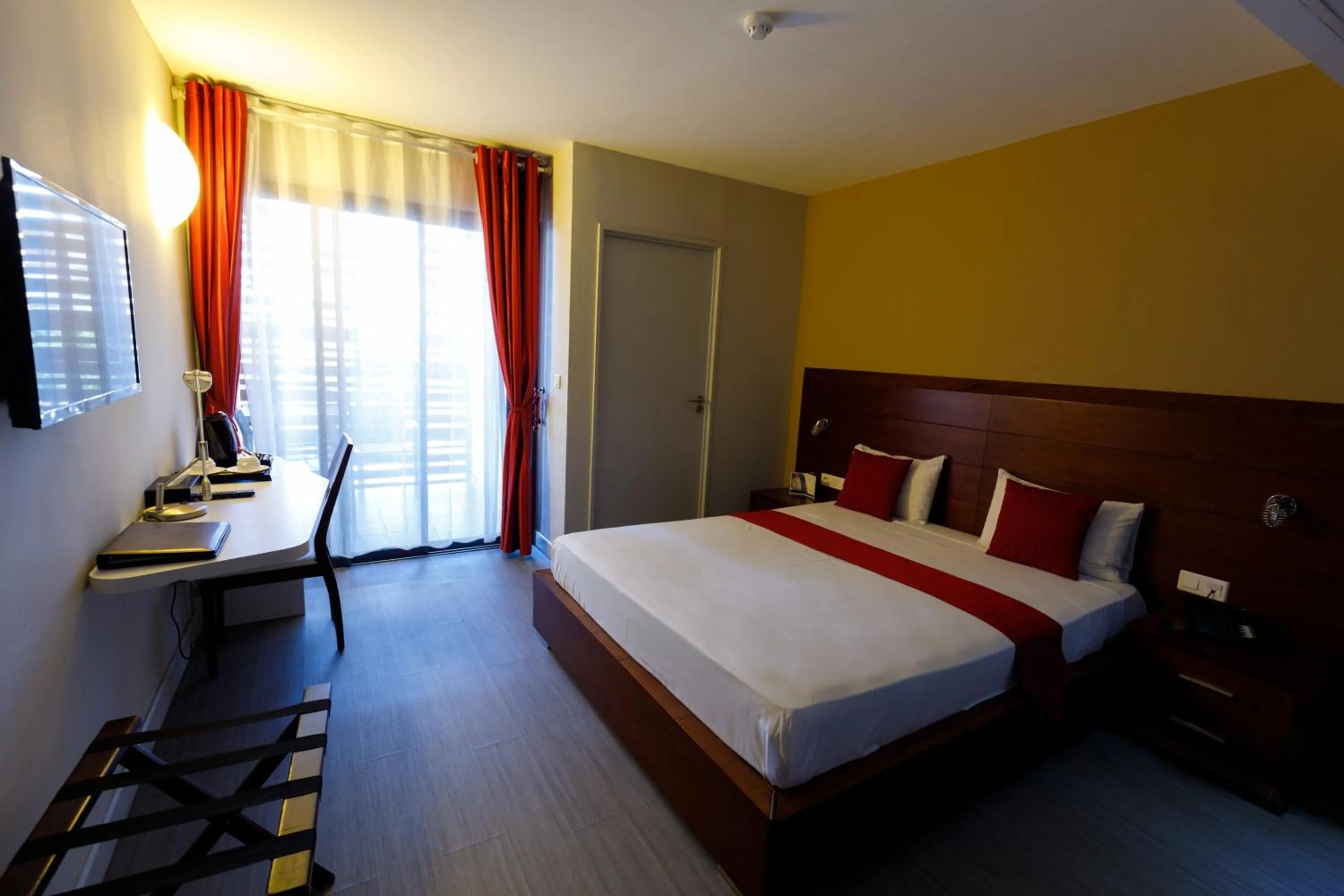 Staff, Bed in Tulip Inn Sainte Clotilde, La Réunion