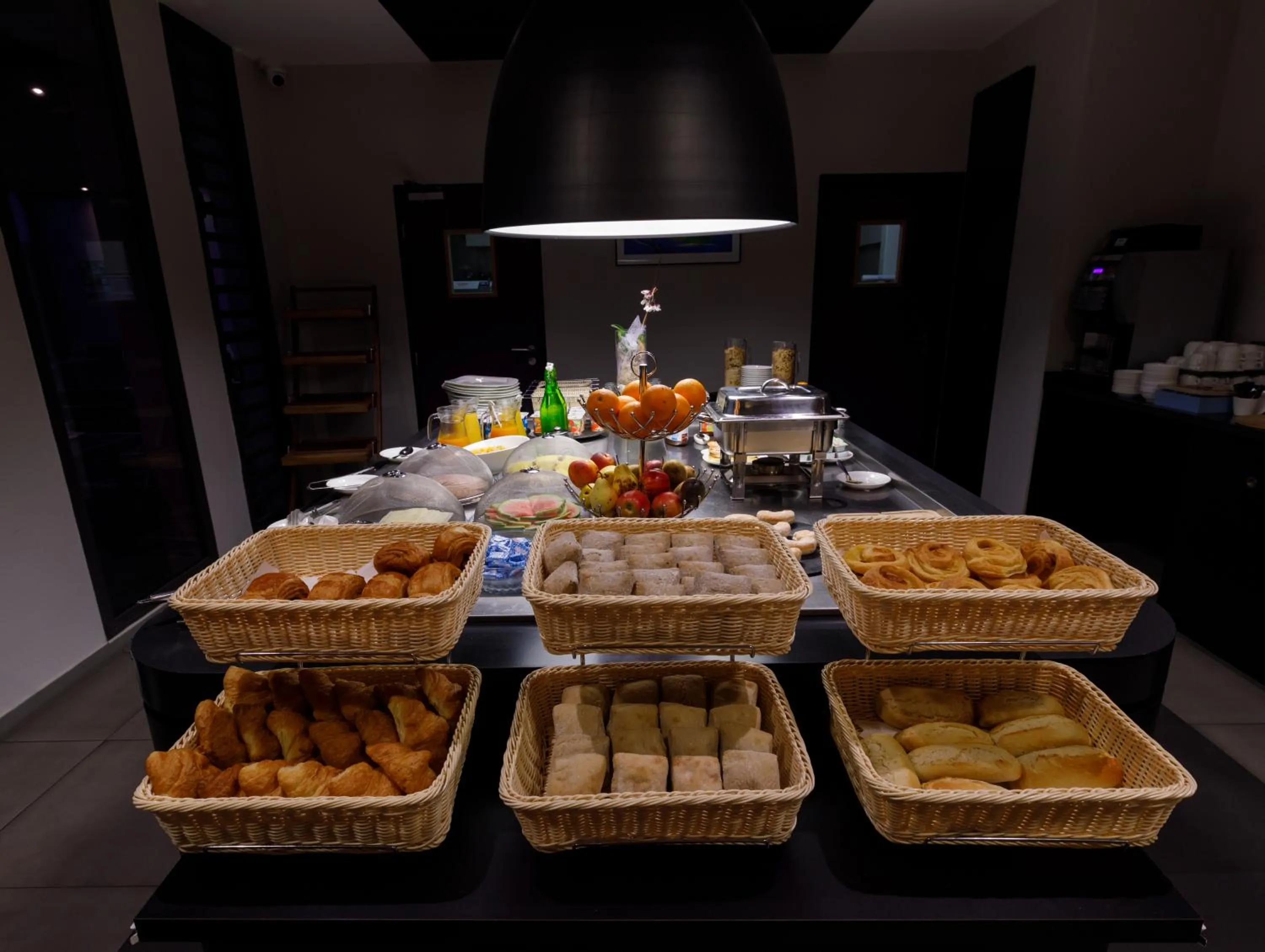 Restaurant/places to eat in Tulip Inn Sainte Clotilde, La Réunion