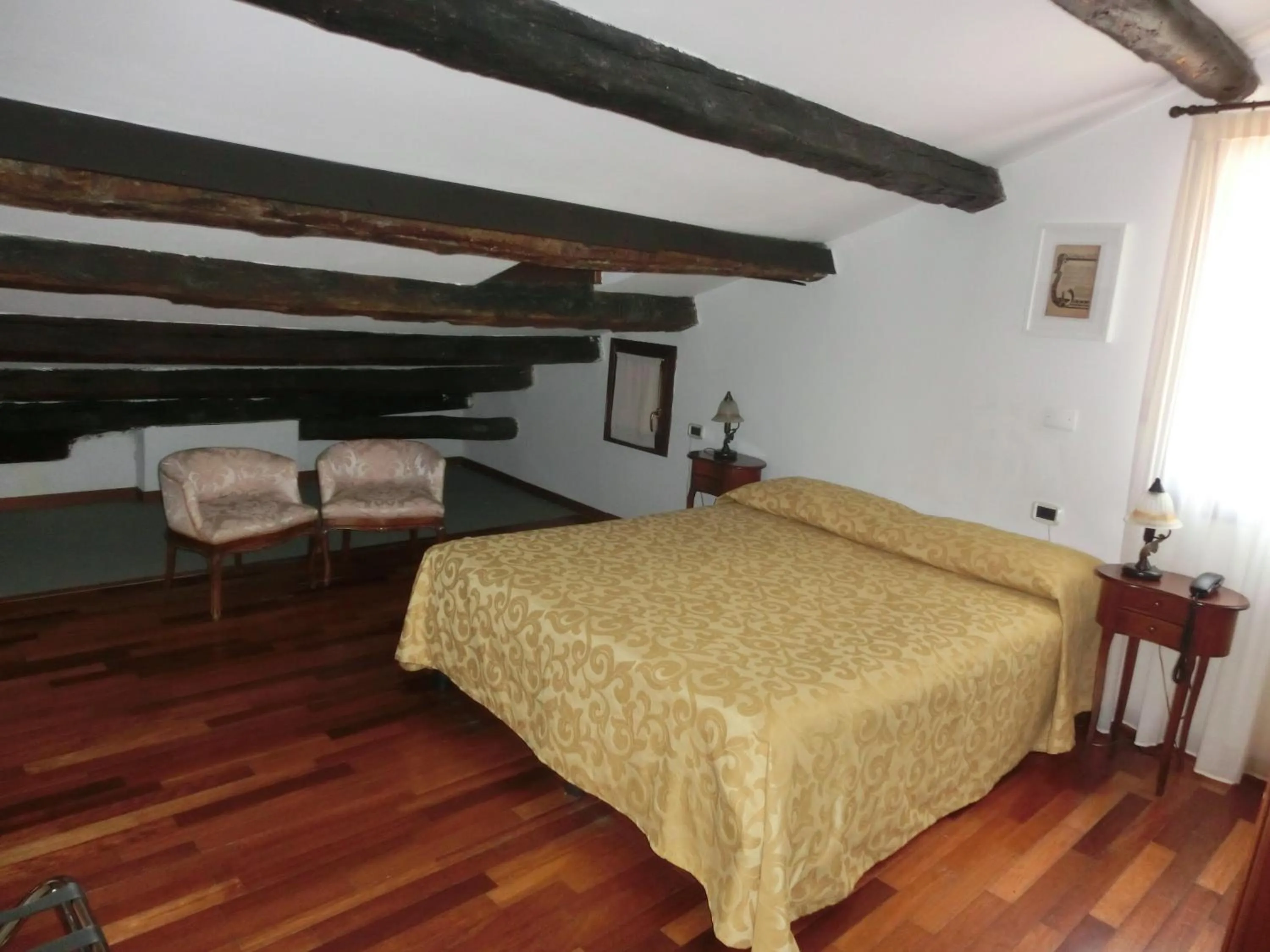 Bedroom, Bed in Locanda Art Deco