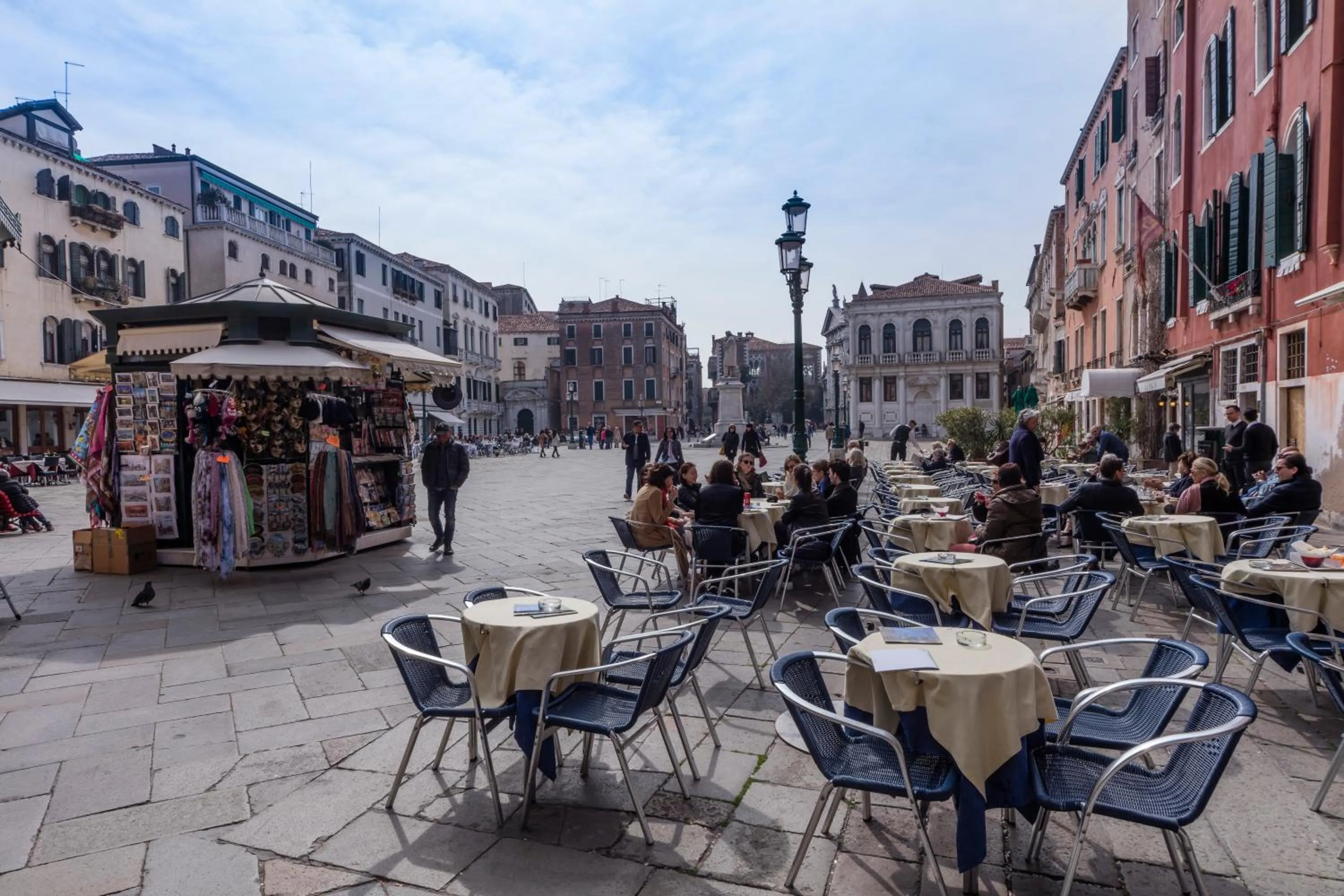 Restaurant/places to eat in Locanda Art Deco