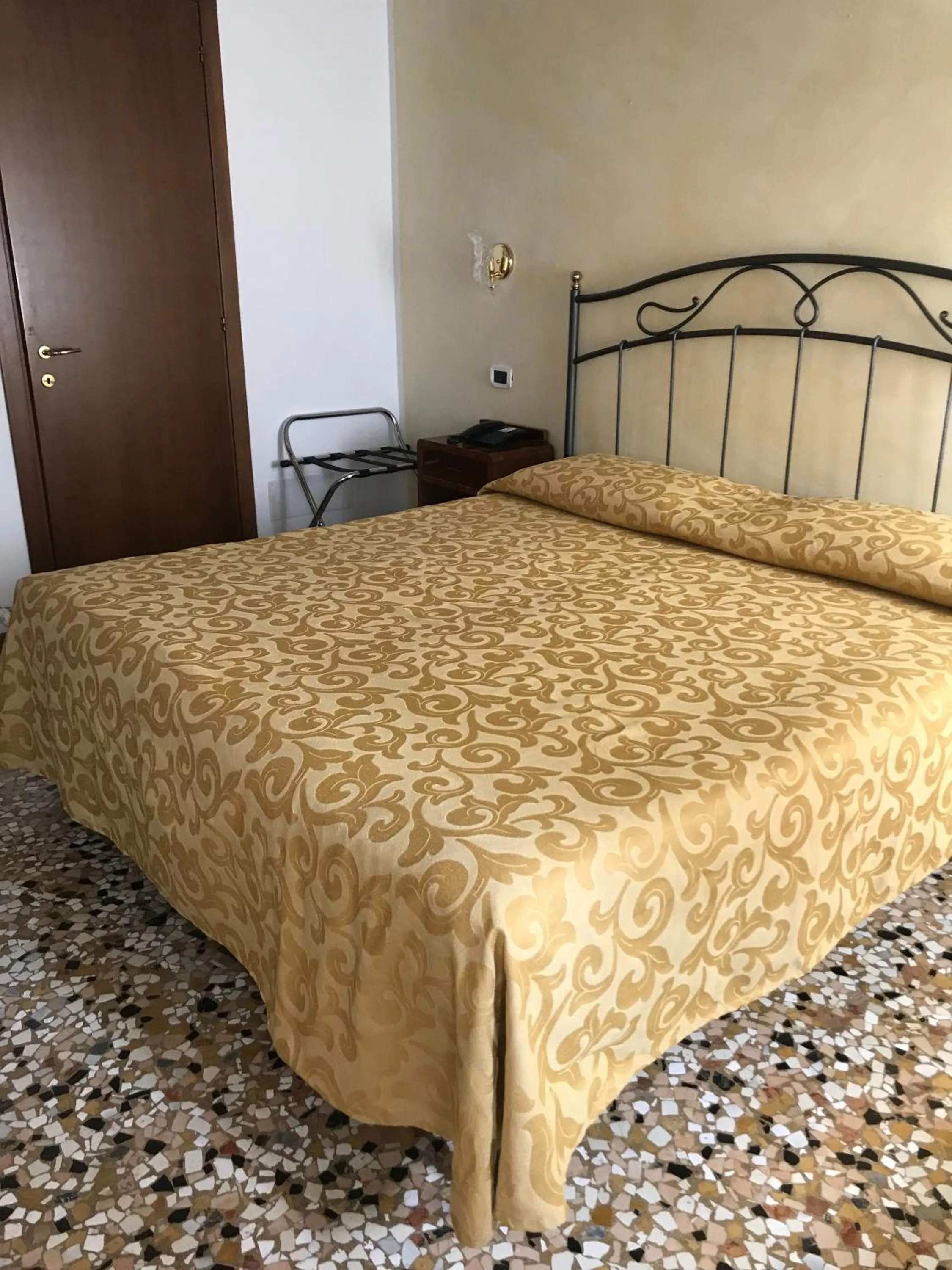 Bed in Locanda Art Deco