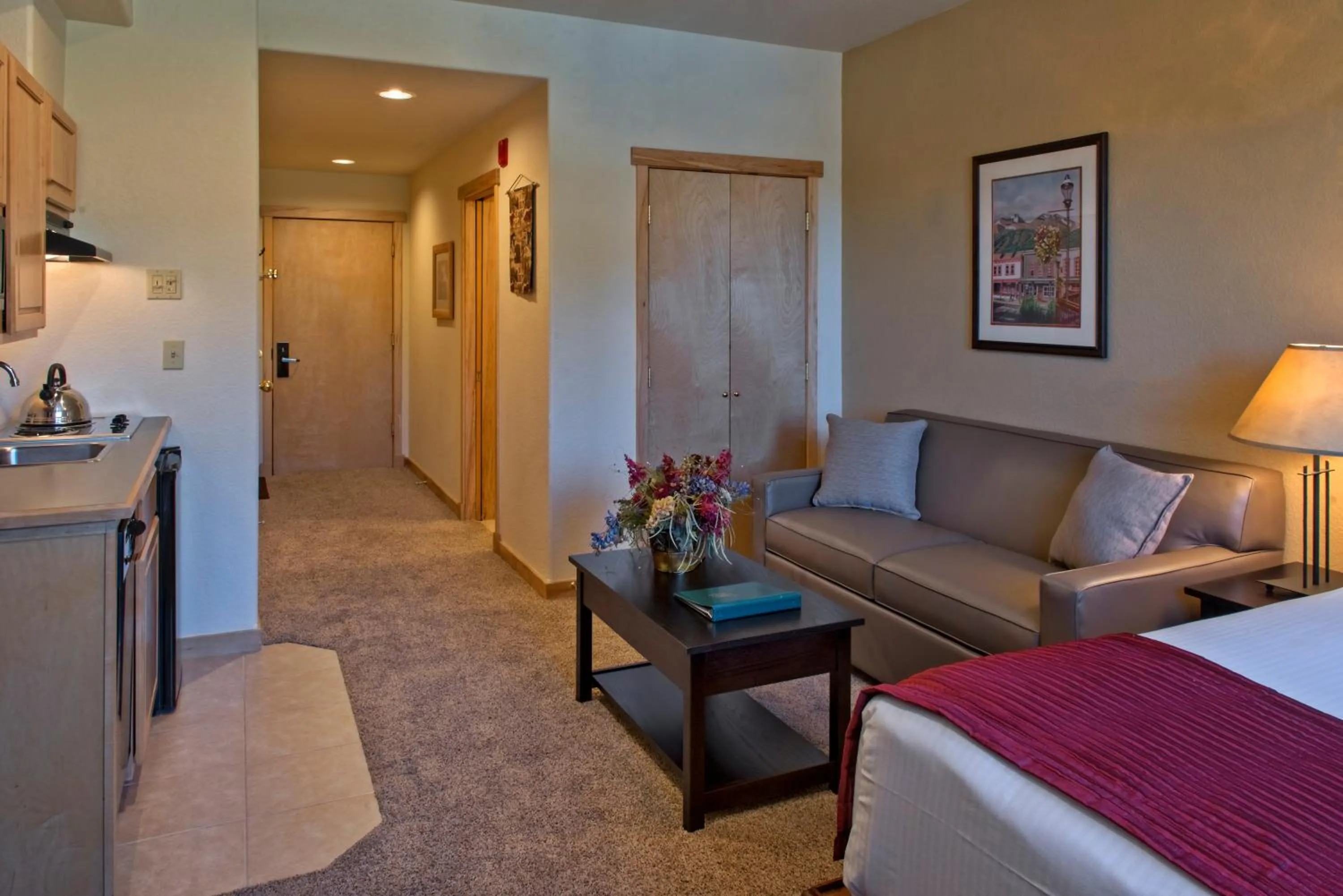 Seating area in Grand Timber Lodge