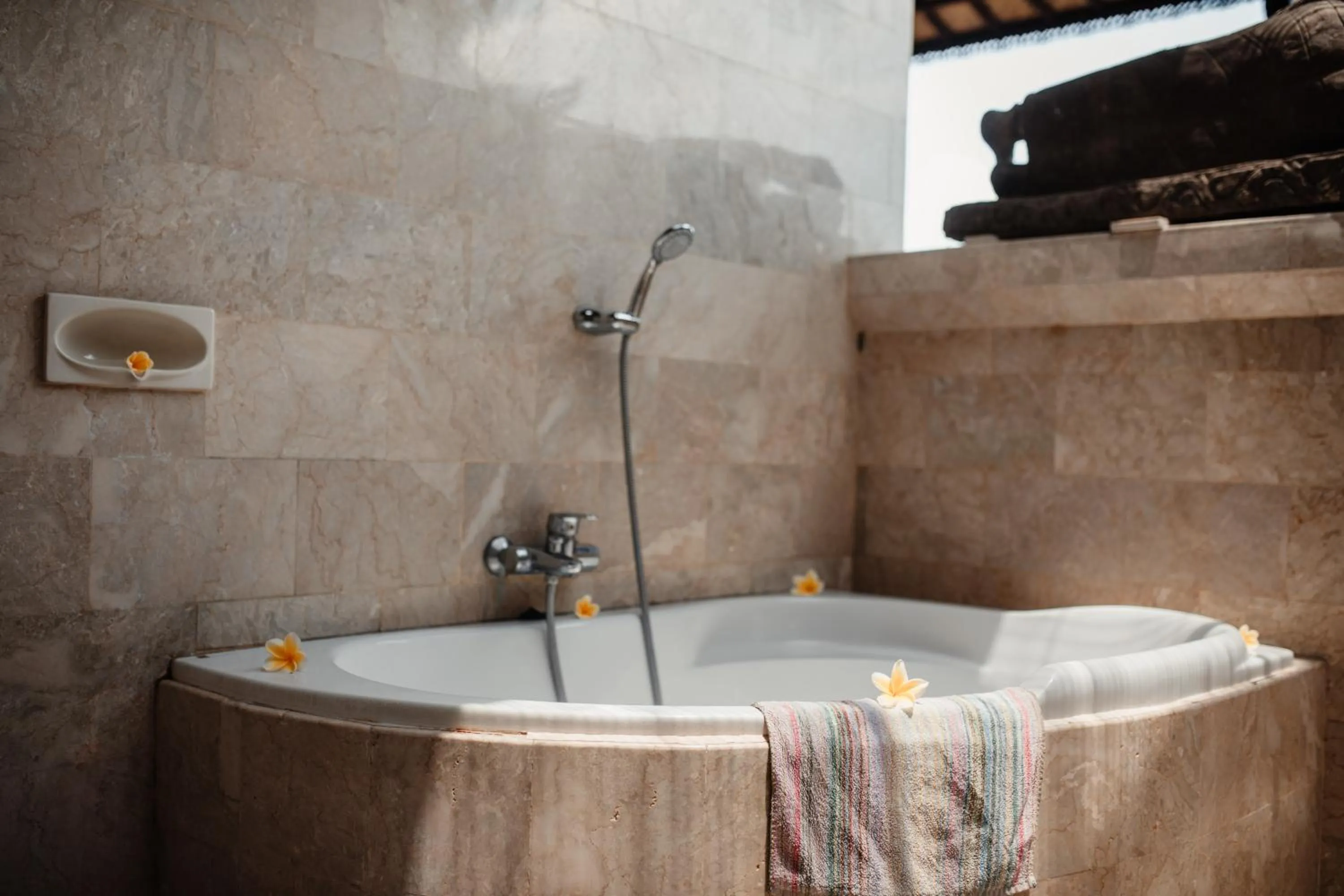 Shower in Mandala Desa