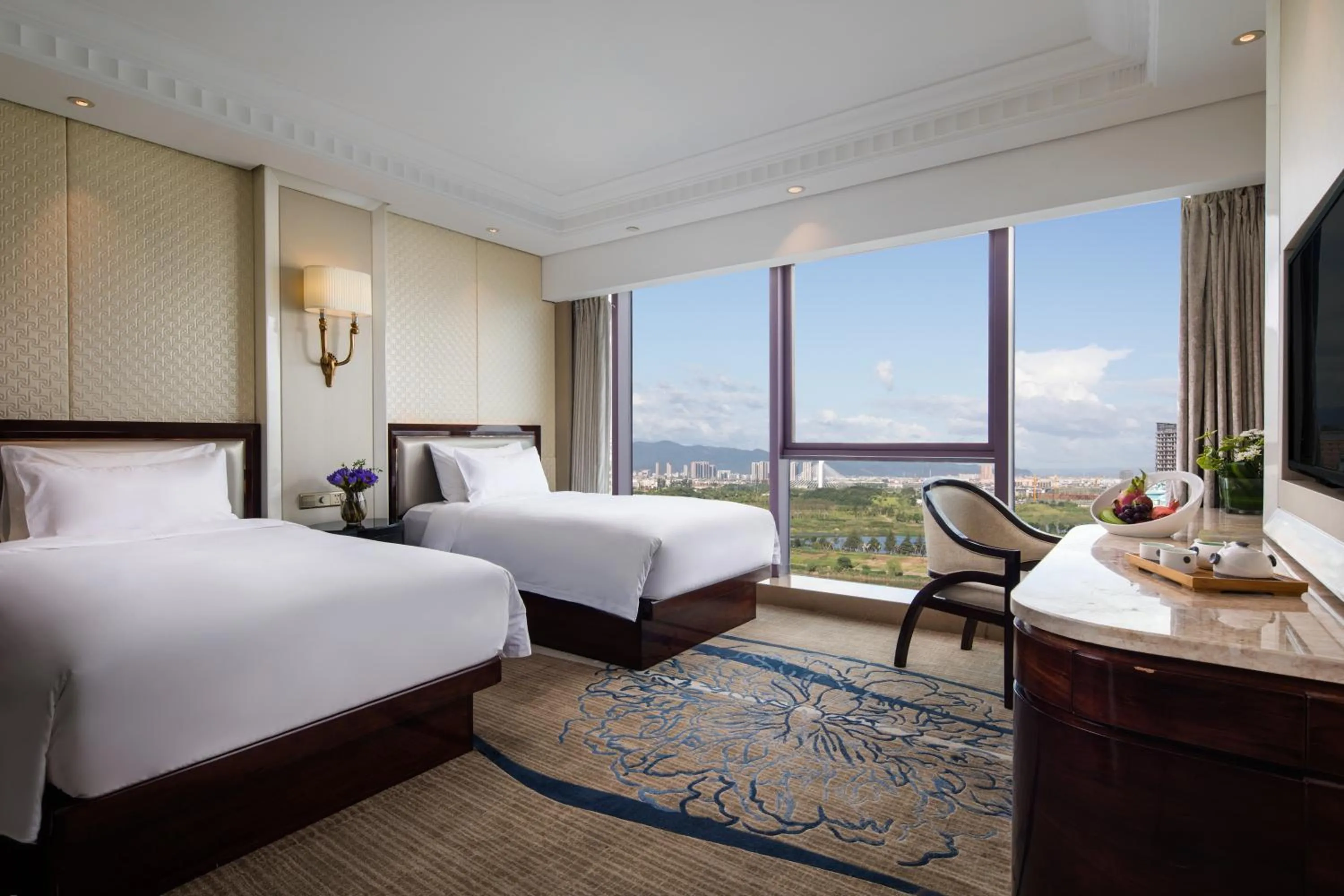 River view, Bed in Kasion International Hotel Yiwu