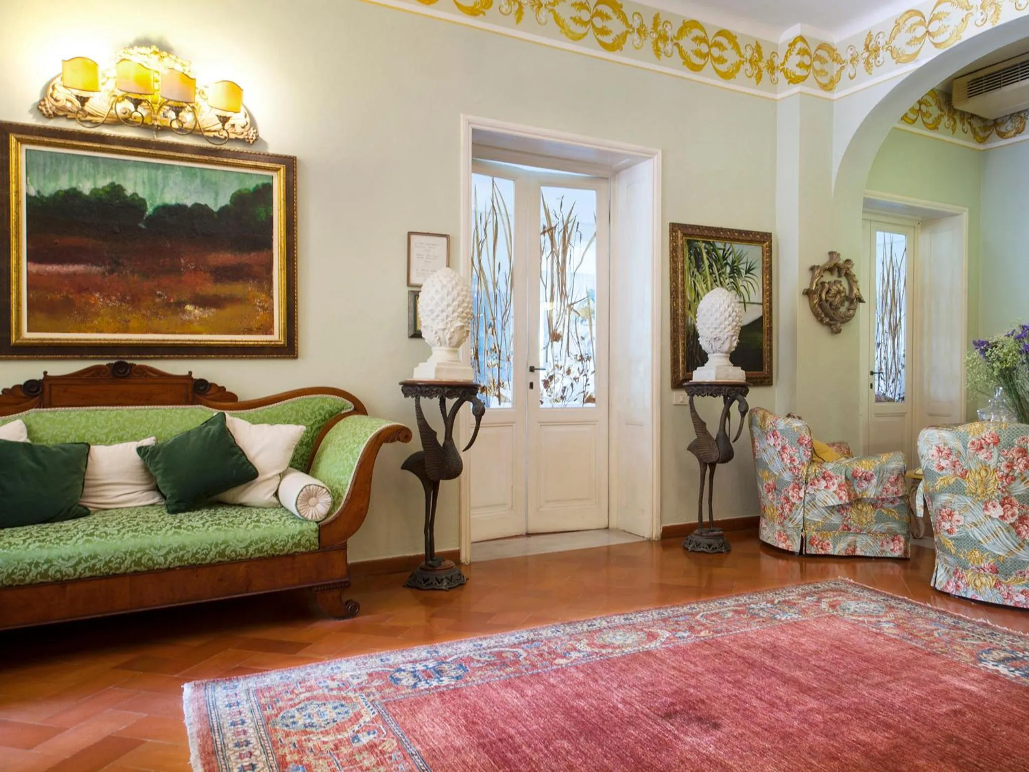 Decorative detail in Hotel Villa Maremonti