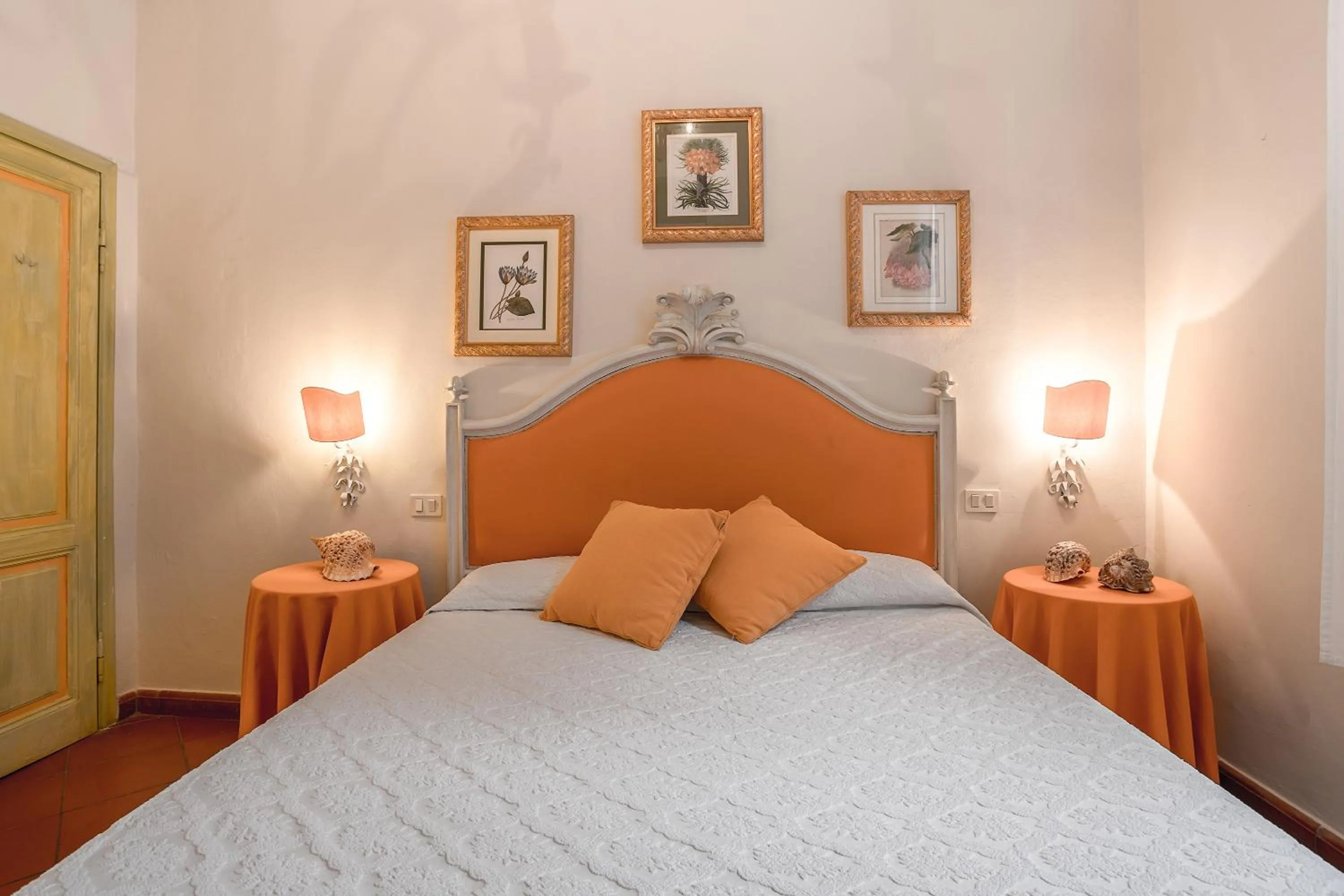 Bedroom, Bed in Hotel Villa Maremonti