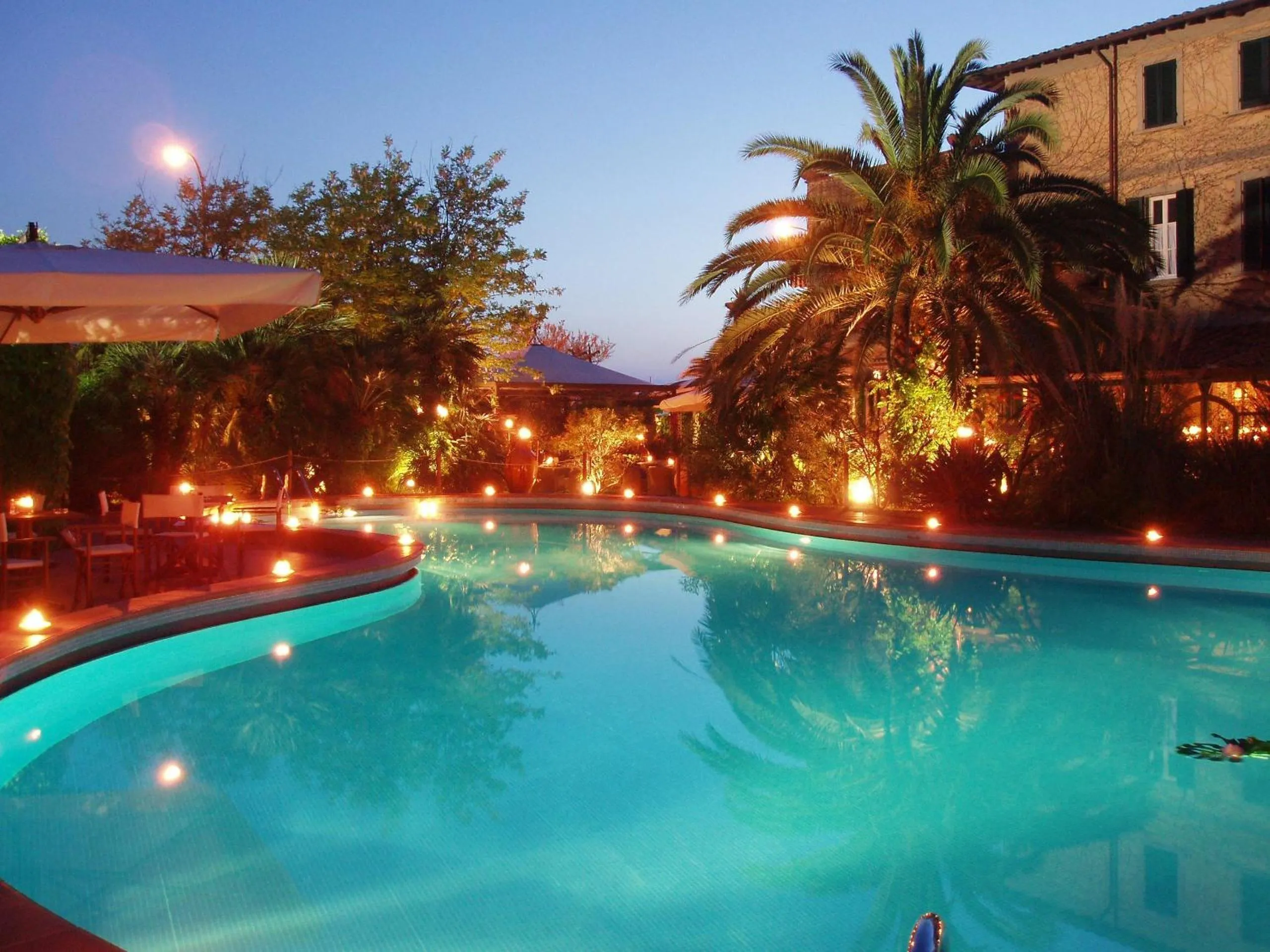 Swimming pool in Hotel Villa Maremonti