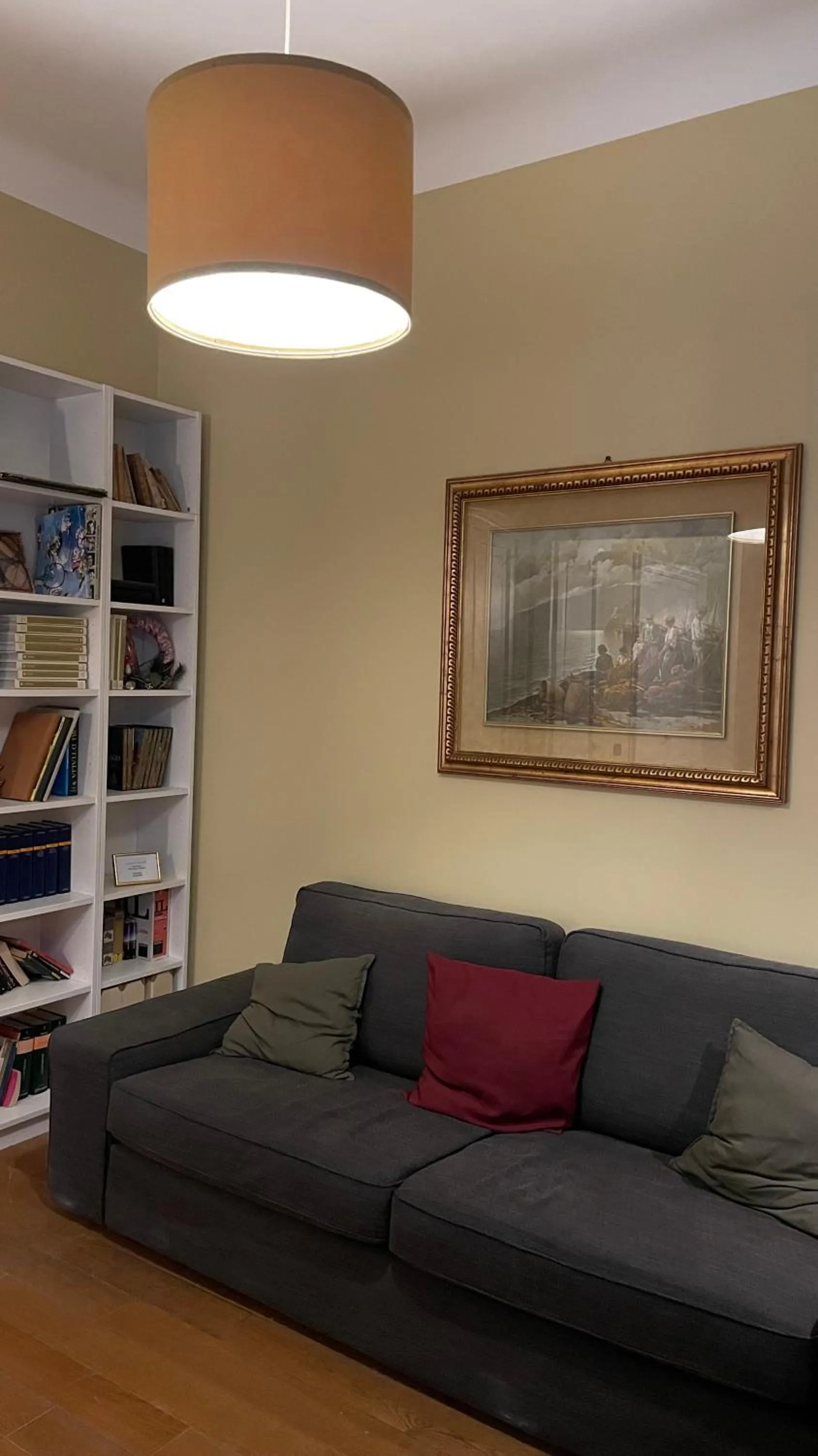 Library in Paradise Suites - Brignole Station - Best Price Rooms - ALWAYS OPEN