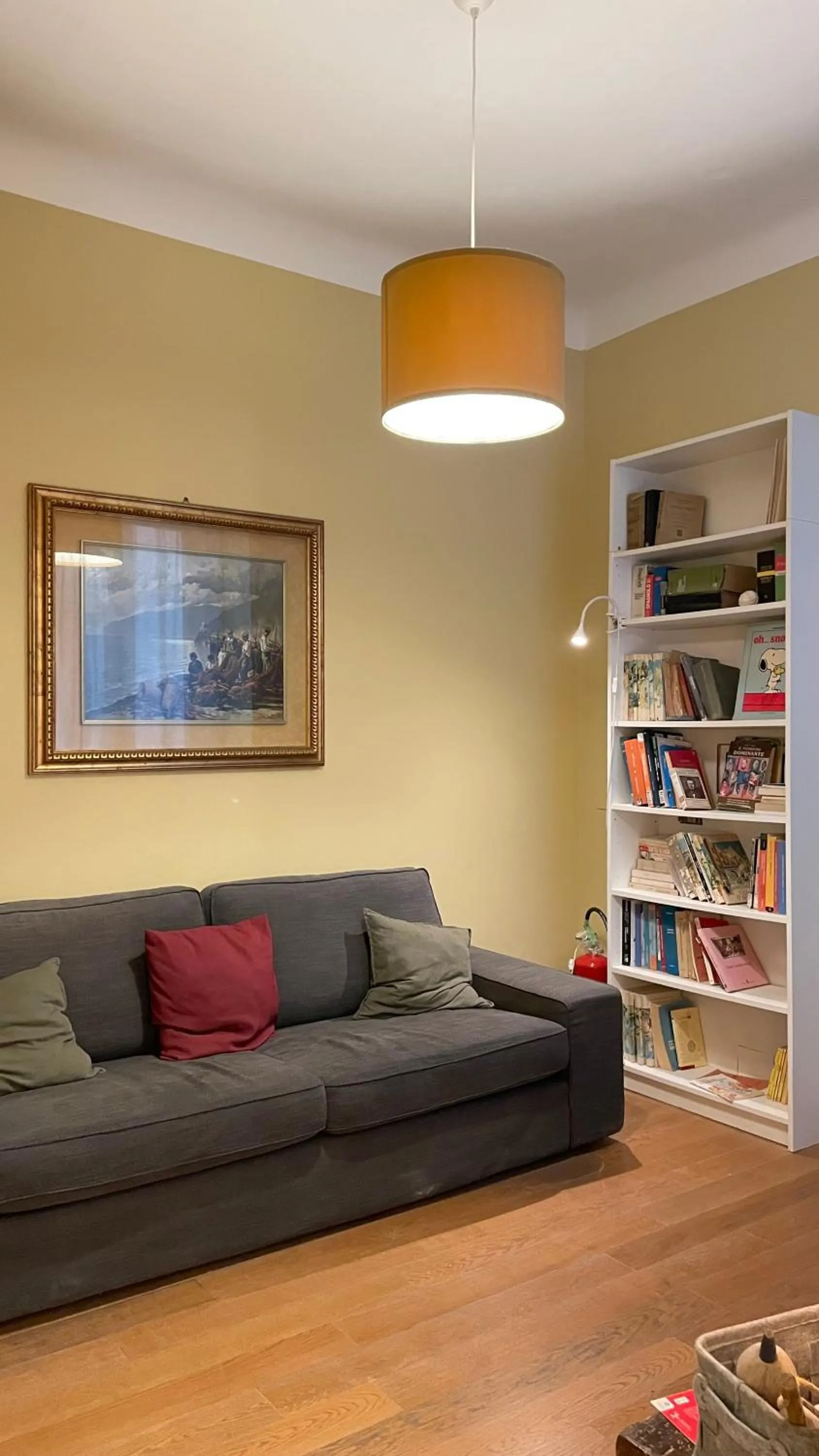 Library in Paradise Suites - Brignole Station - Best Price Rooms - ALWAYS OPEN