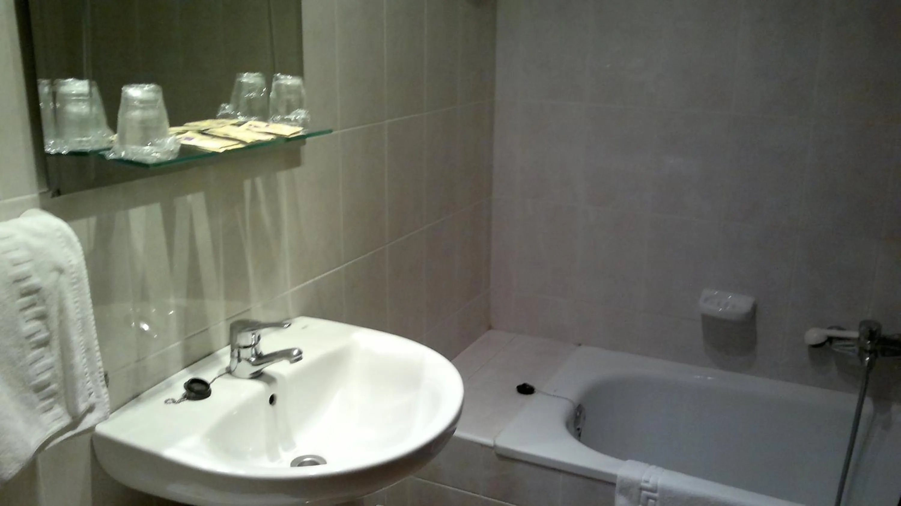 Bathroom in Hotel Yeste