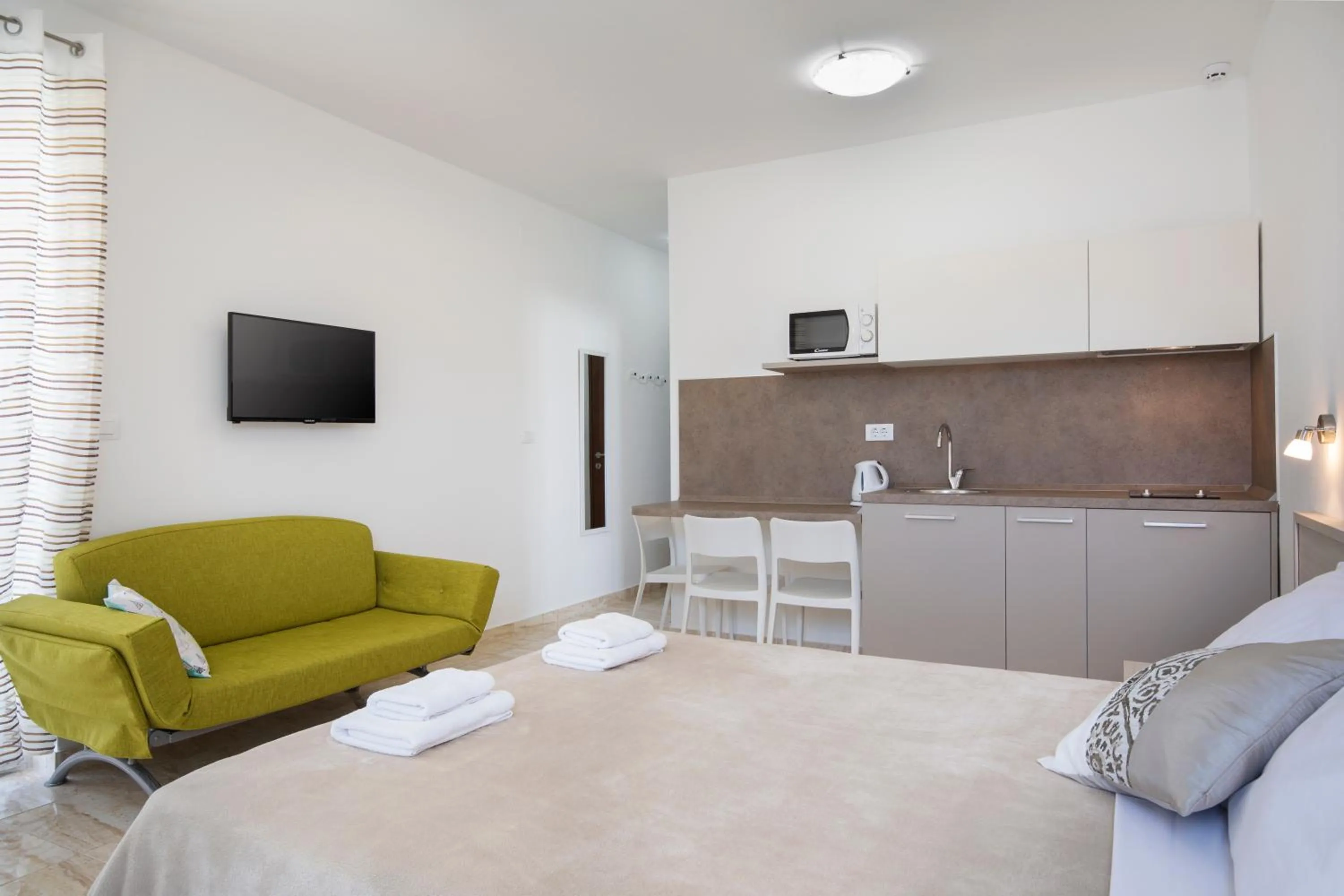 TV and multimedia, Bed in Apartments Villa Nina