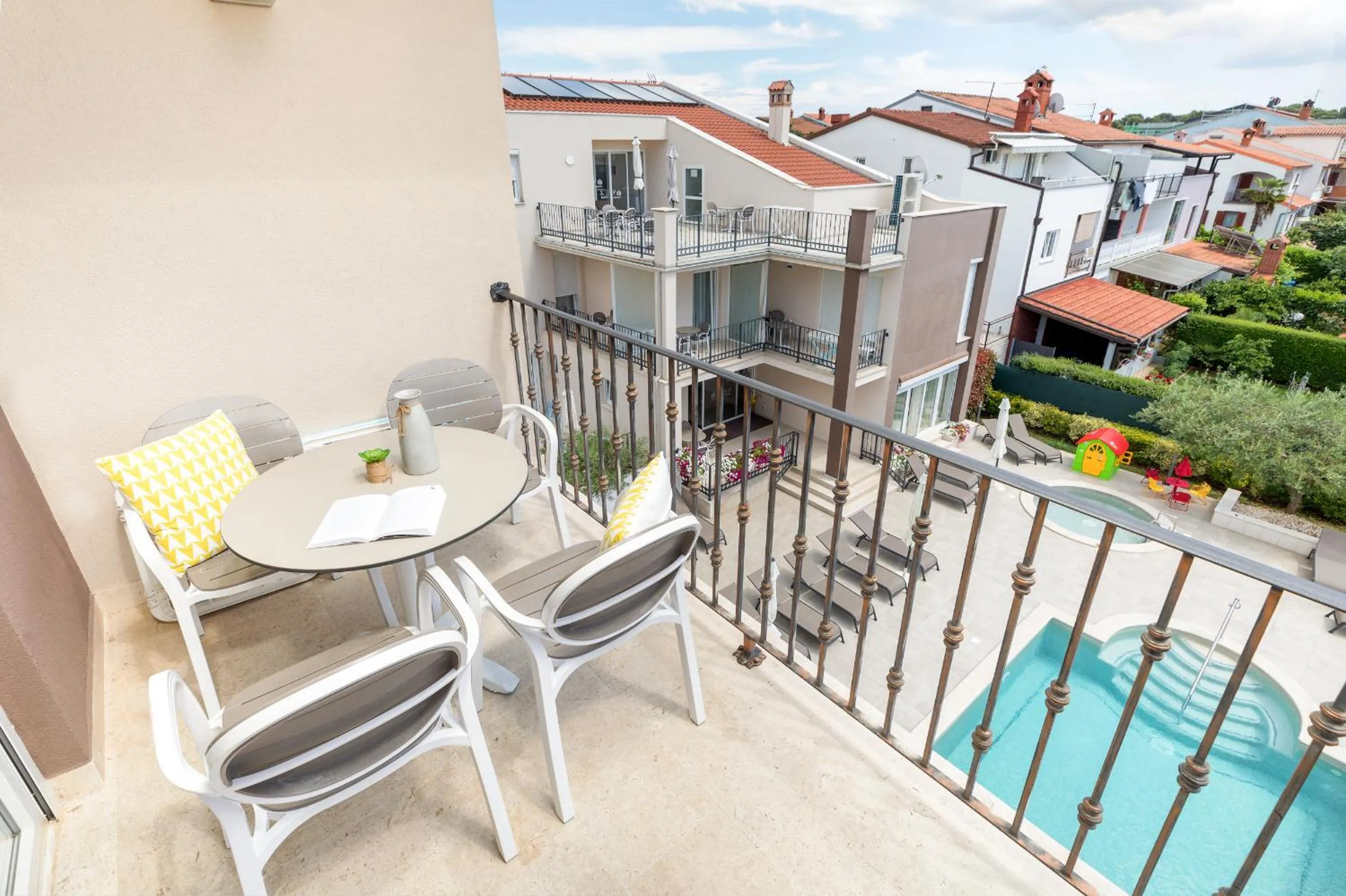 Property building in Apartments Villa Nina